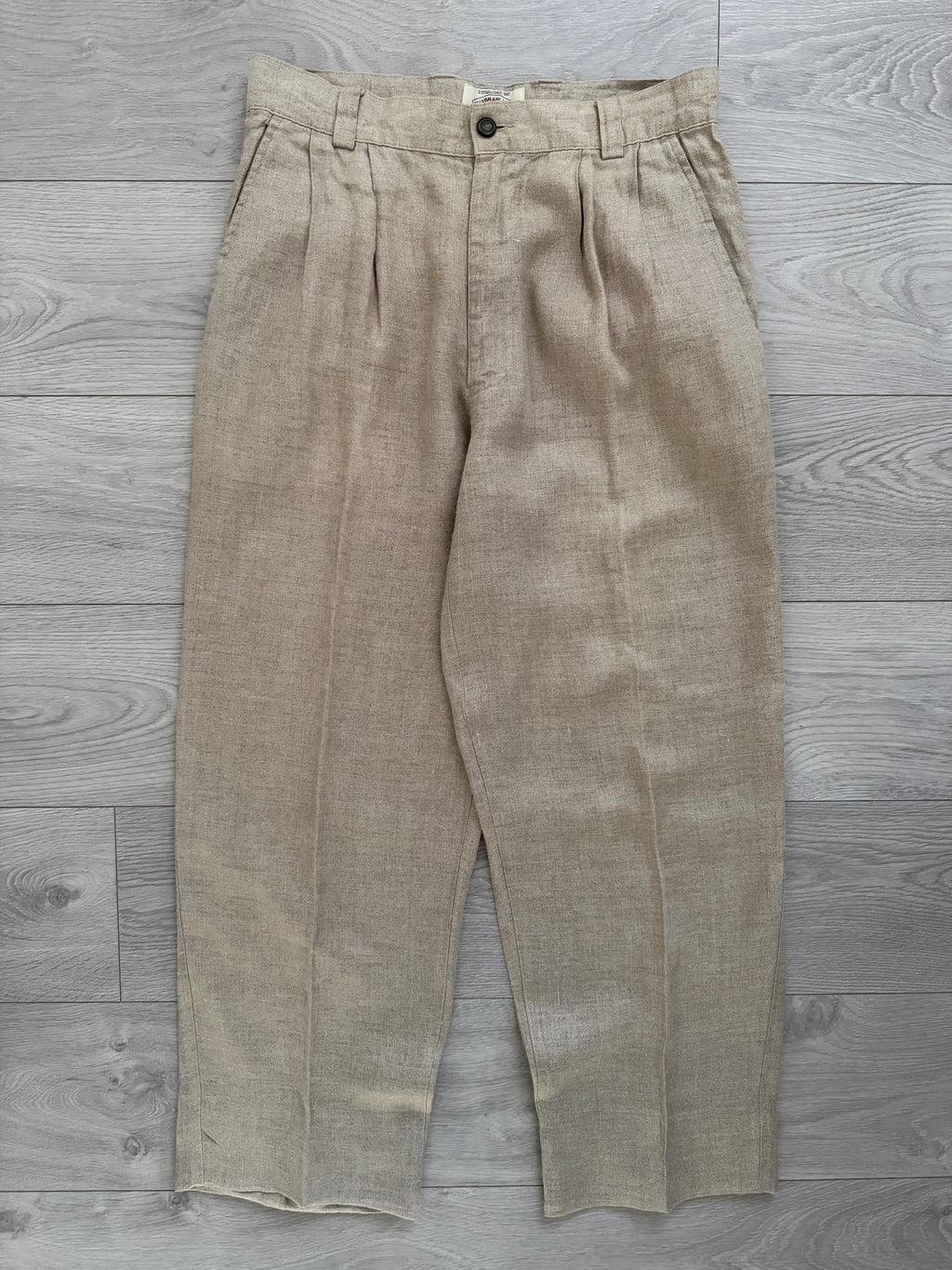 Armani 1990s Triple Pleat Beige Linen Pants - Size 34" Waist