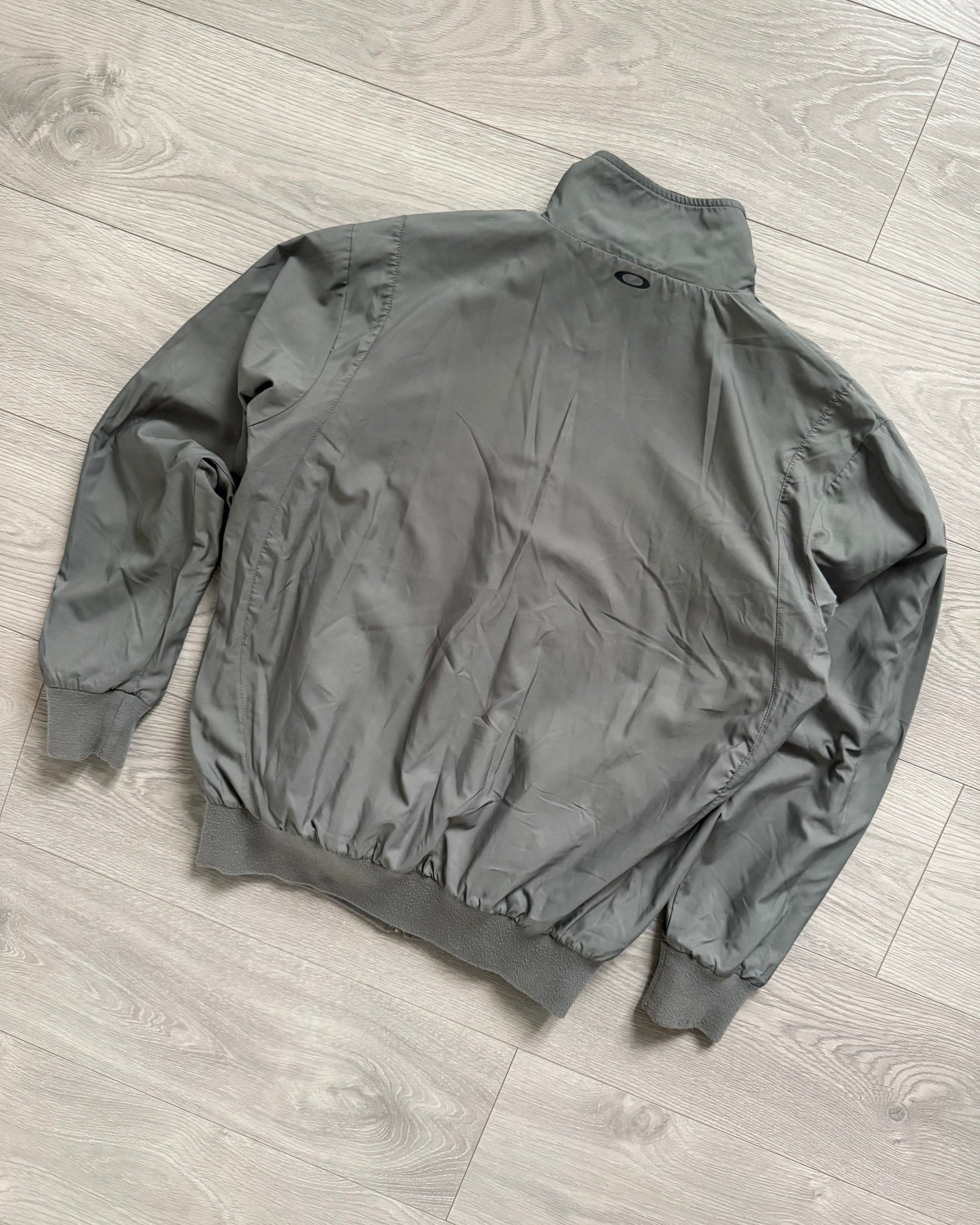 Oakley 00s Curve Panelled Reversible Fleece Nylon Jacket - Size M