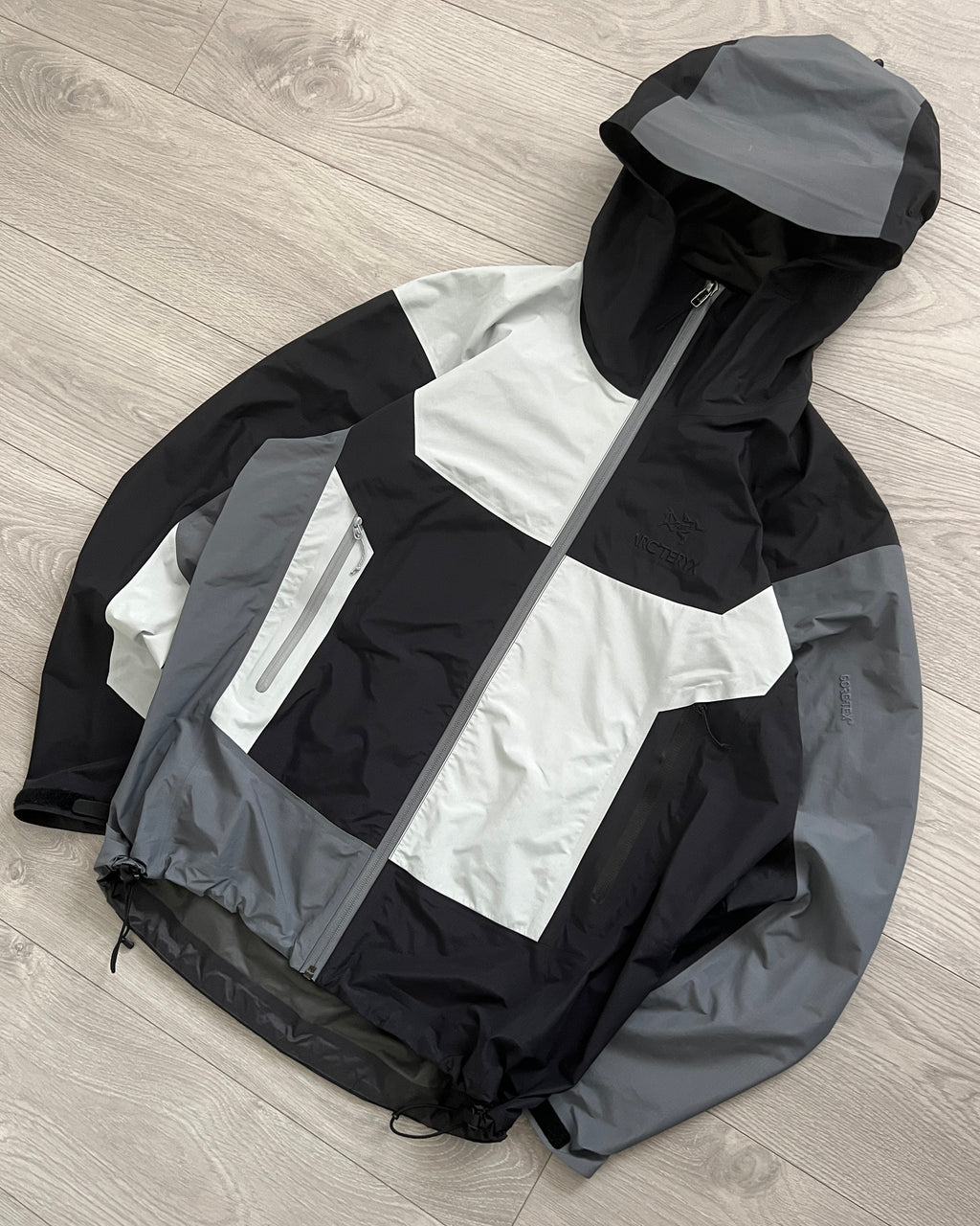 Arcteryx Beams SS2017 Beta Gore-Tex Patchwork Jacket - Size S