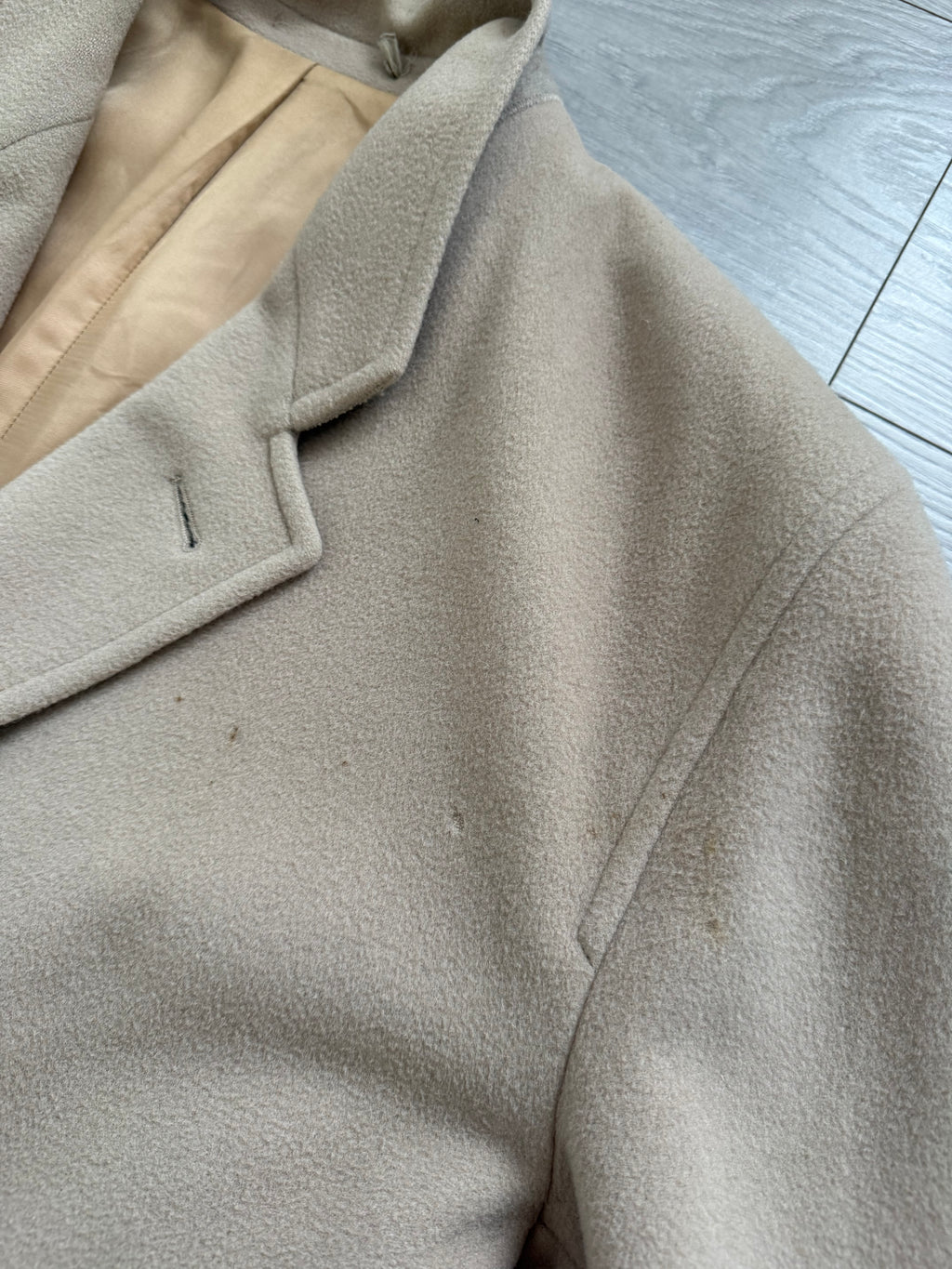 Hugo Boss 1980s 'De Tomaso' Wool Overcoat Cream - Size XL