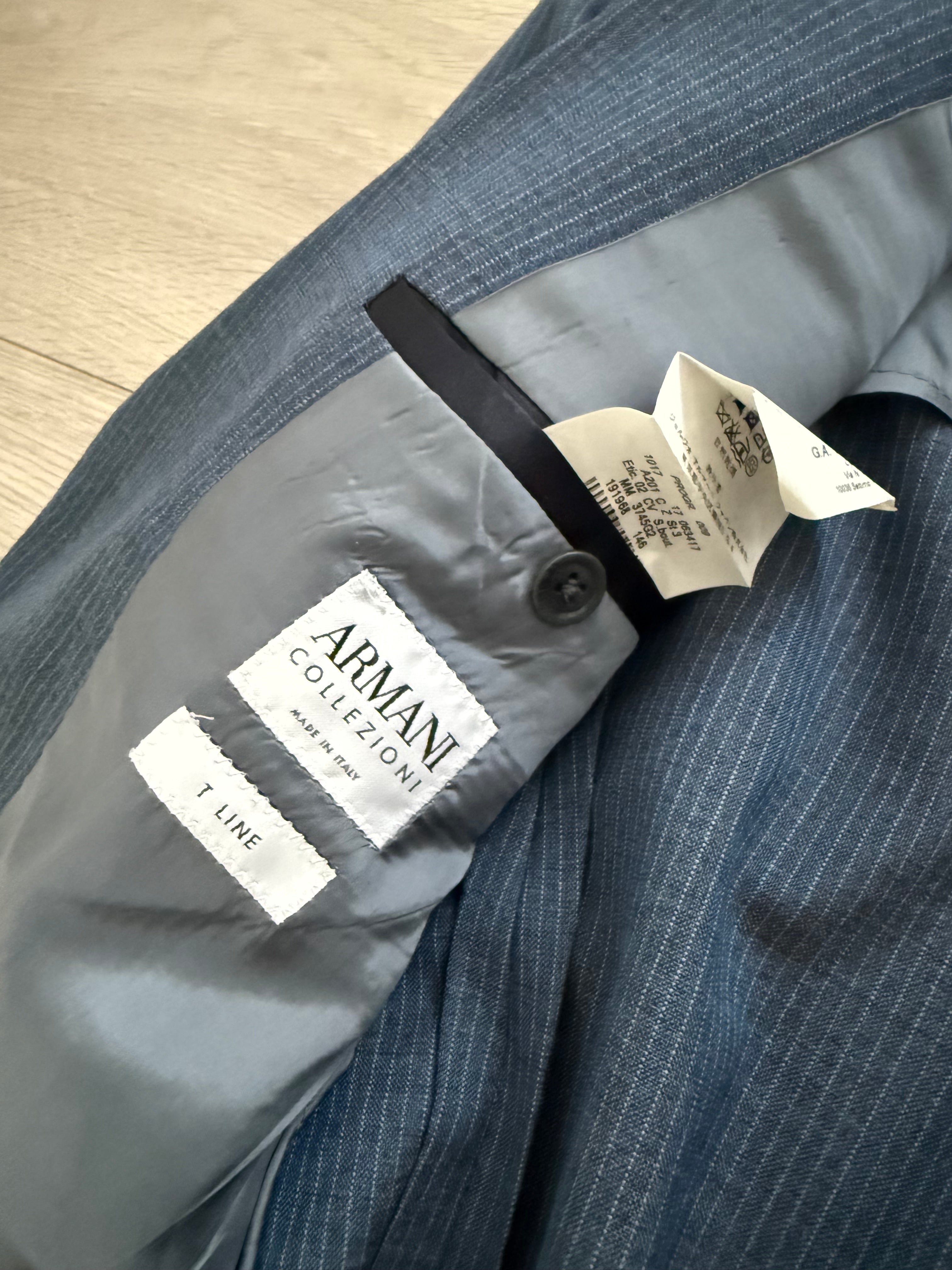 Armani 2000s 2B Pinstripe Pleated Wool Suit - Size S Jacket / 31" Waist