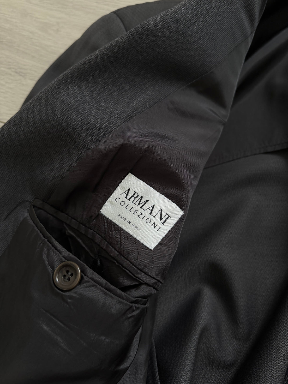 Armani 1990s Peaked Lapel Double Breasted Pleated Wool Suit Grey - Size L Jacket / 34" Waist