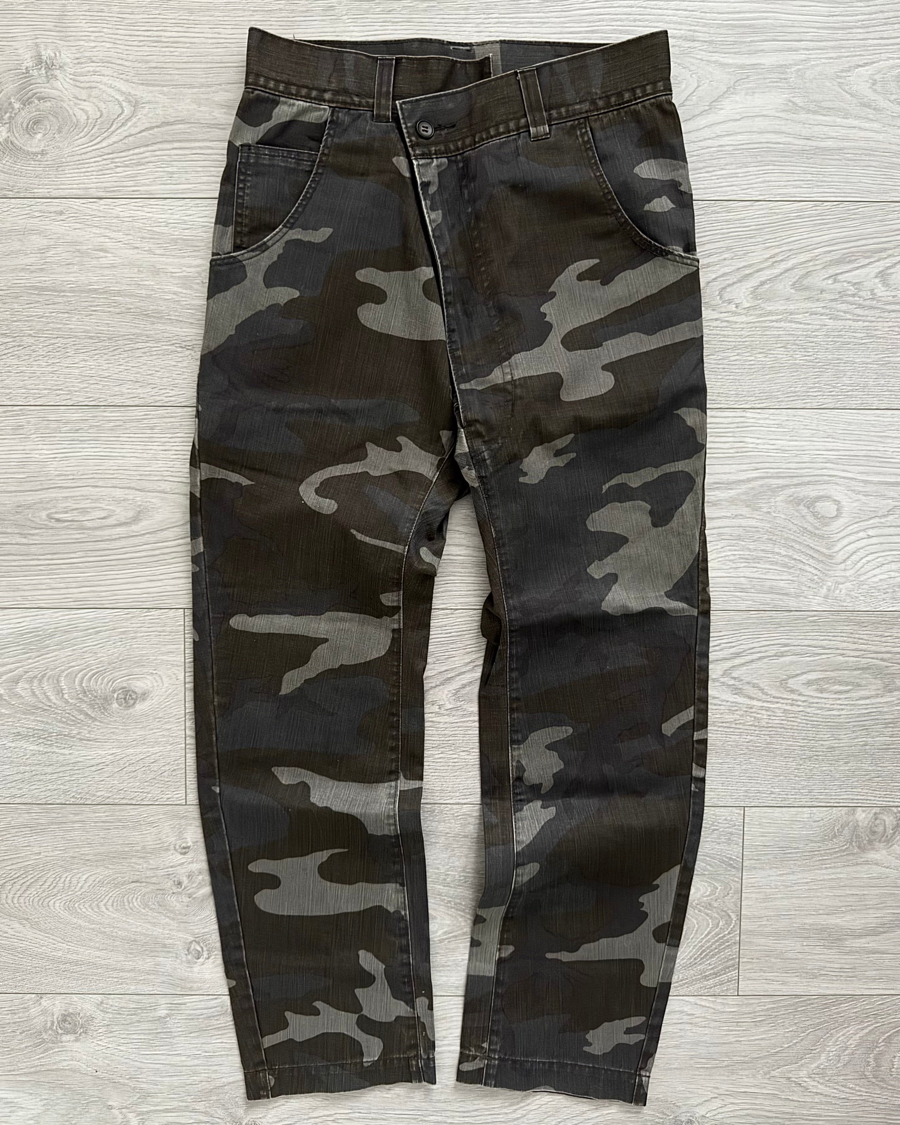 Final Home 2003 Asymmetrical Fly Camo Pants - Size 30