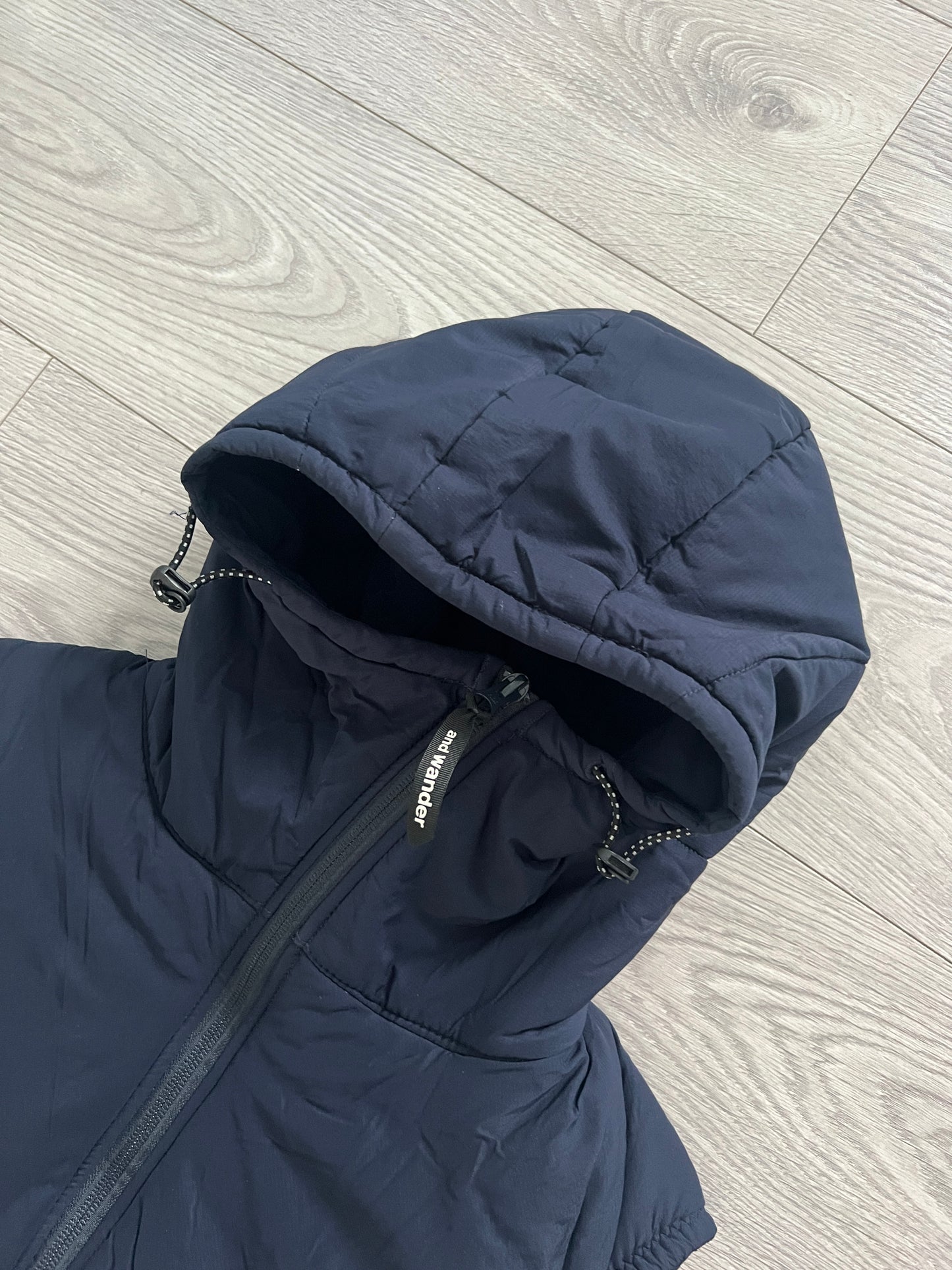 And Wander Pertex Quantum Primaloft Insulated Hybrid Vest - Size L