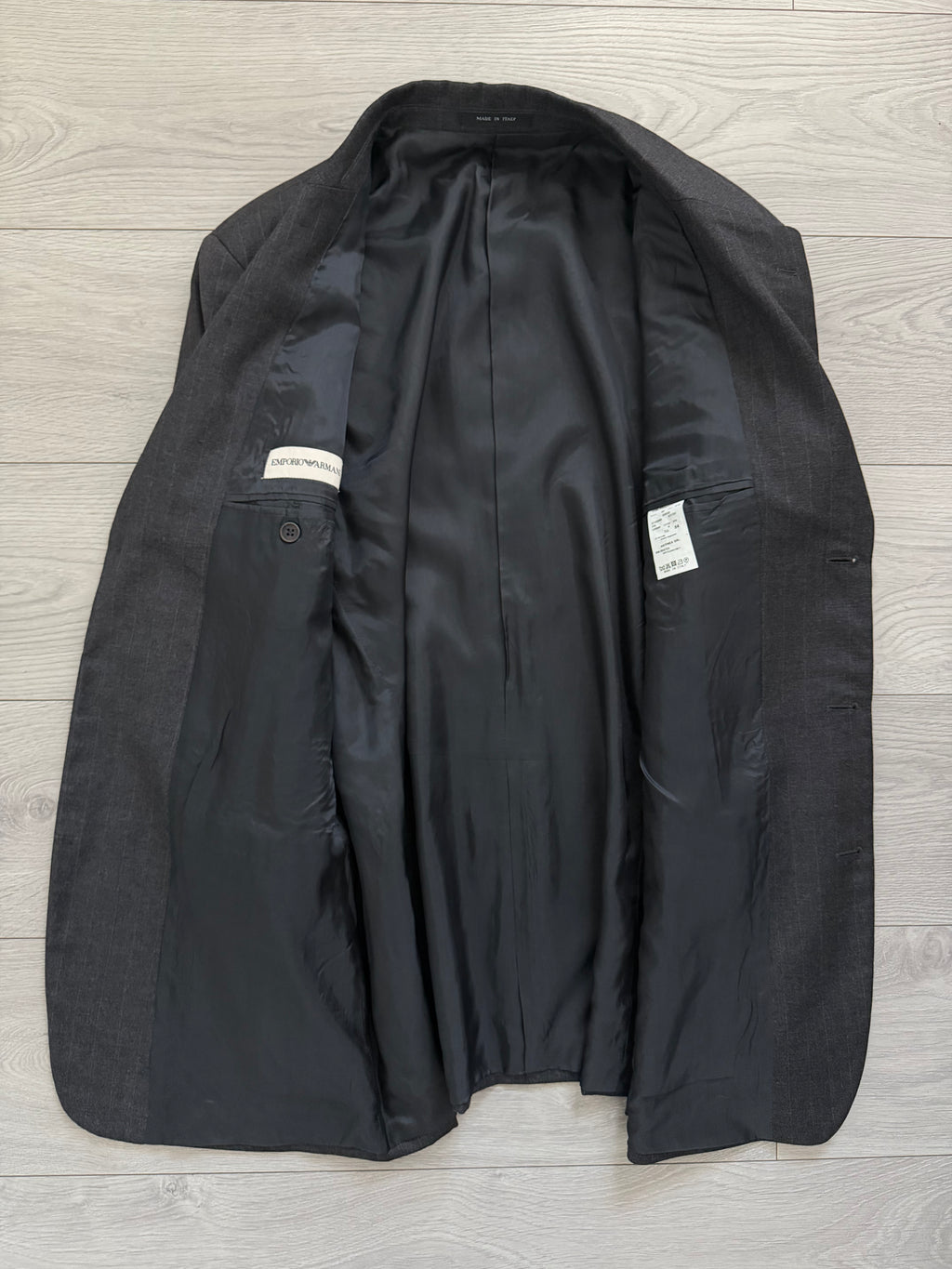 Emporio Armani 1990s 3B Double Pleat Pinstripe Grey Wool Suit - Size XL Jacket / 36" Waist