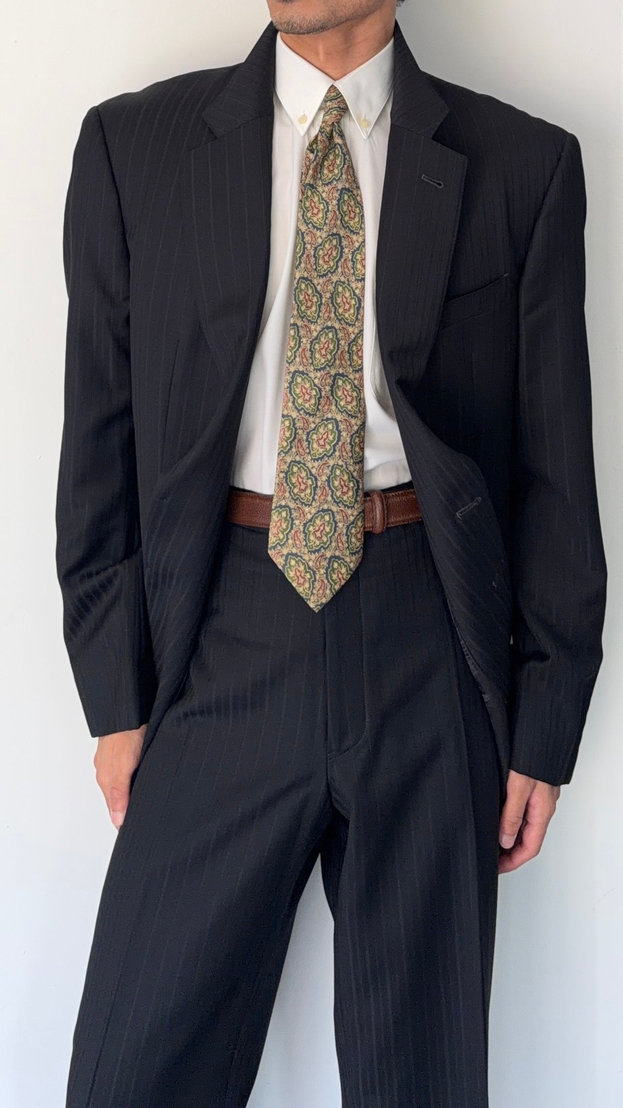 Armani 1990s 2B Striped Pleated Wool Suit - Size XXL Jacket / 38" Waist