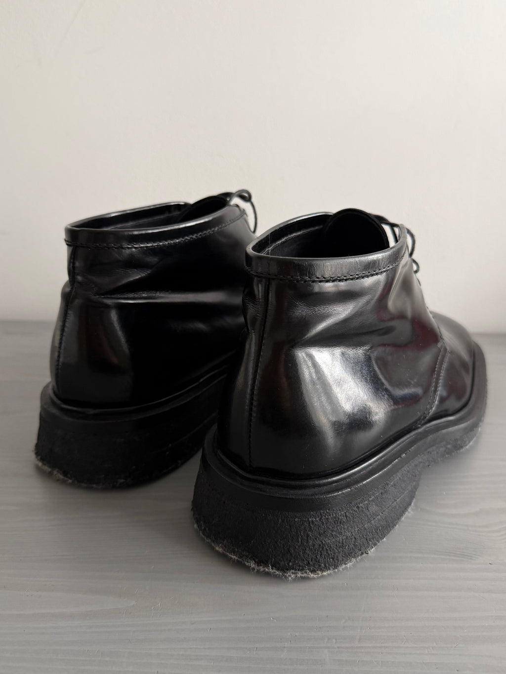 Prada 1999 Crepe Sole Square Toe Leather Chukka Boots - Size US9