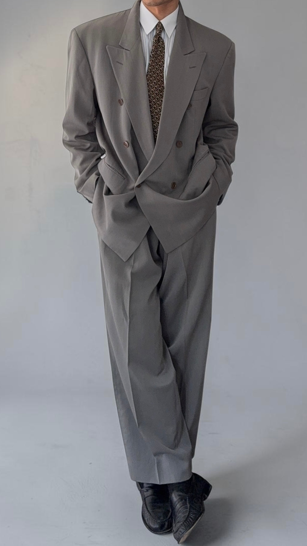 Hugo Boss 1980s 'Al Capone' Peaked Lapel Double Breasted Pleated Wool Silk Suit - Size XXL Jacket / 36" Waist