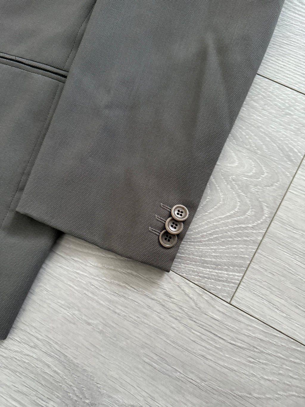 Armani 1990s Double Breasted Draped Pleated Wool Suit - Size XXL Jacket / 38" Waist