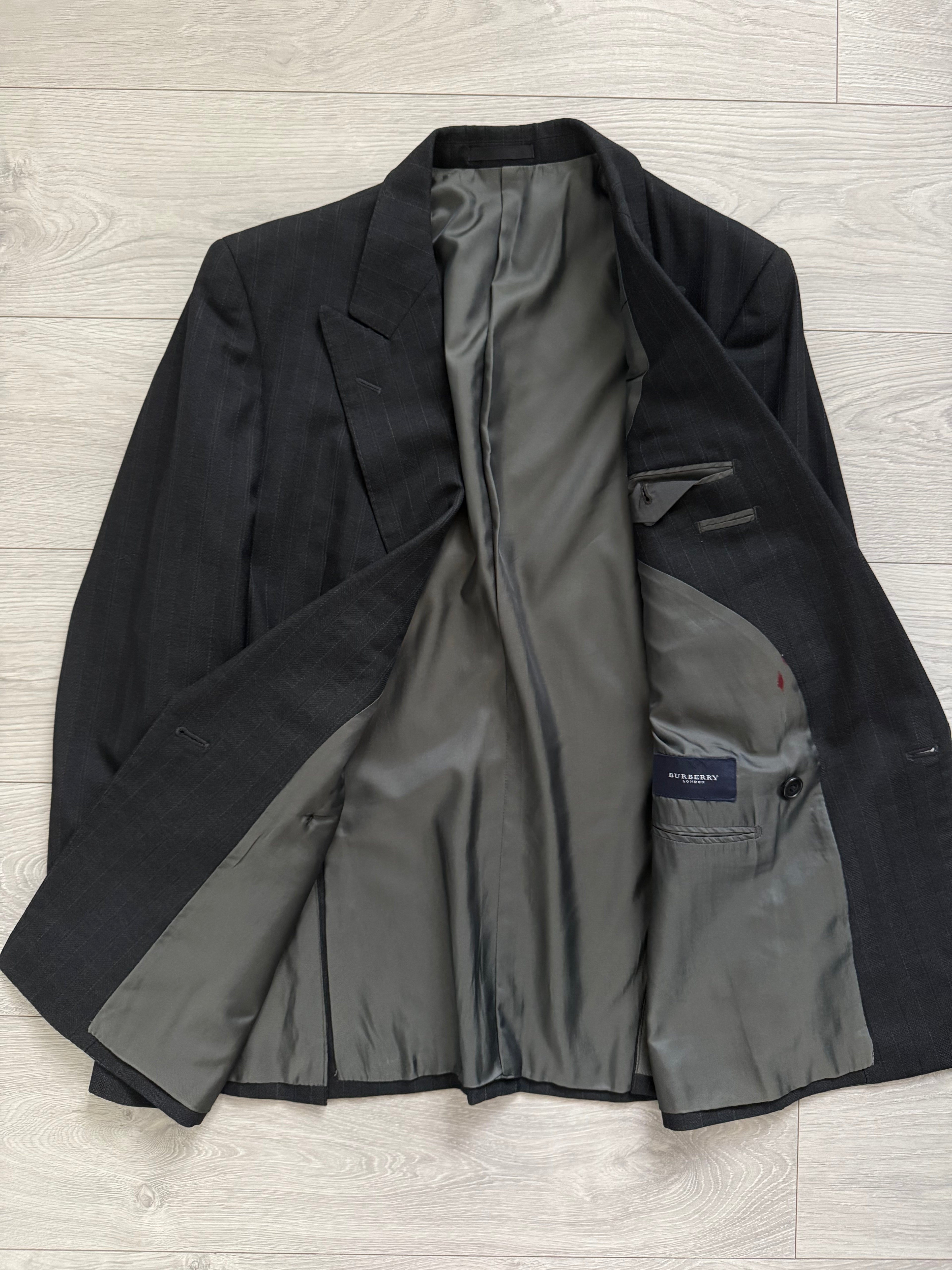 Burberry 1990s Peak Lapel Double Breasted Pleated Black Grey Suit - Size M Jacket / 32" Waist
