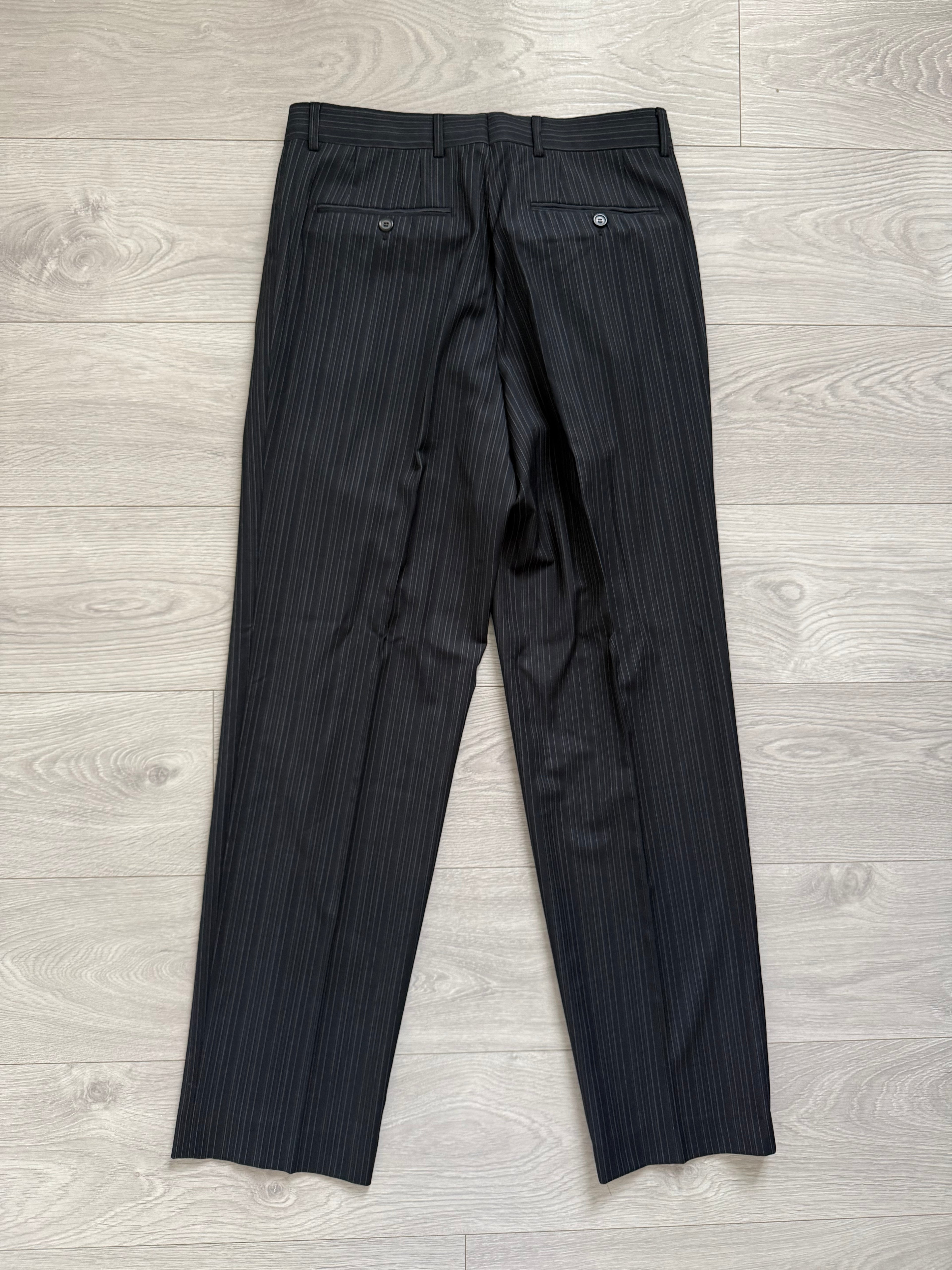 Hugo Boss 1990s 'Sigma' Striped Pleated Wool Suit Made in USA - Size M Jacket / 32" Waist