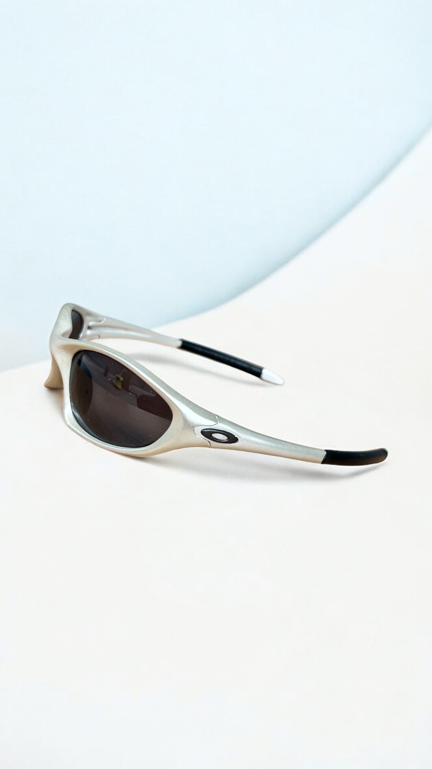 Oakley 2000 Twenty XX Sunglasses in FMJ/Black