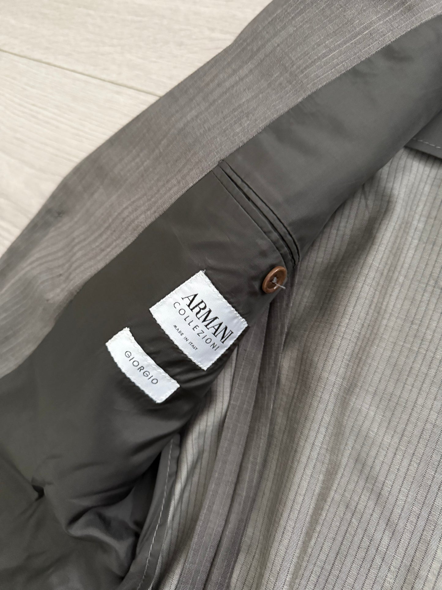 Armani 2003 Pleated Wool Suit - Size M Jacket / 32" Waist