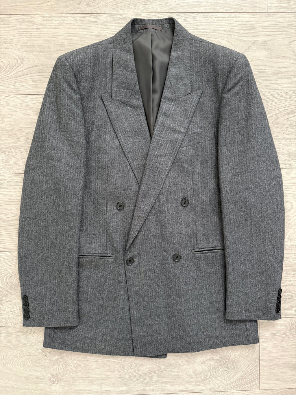 Vintage 1980s Peaked Lapel Double Breasted Pleated Wool Suit Grey Made in England - Size S Jacket / 30" Waist