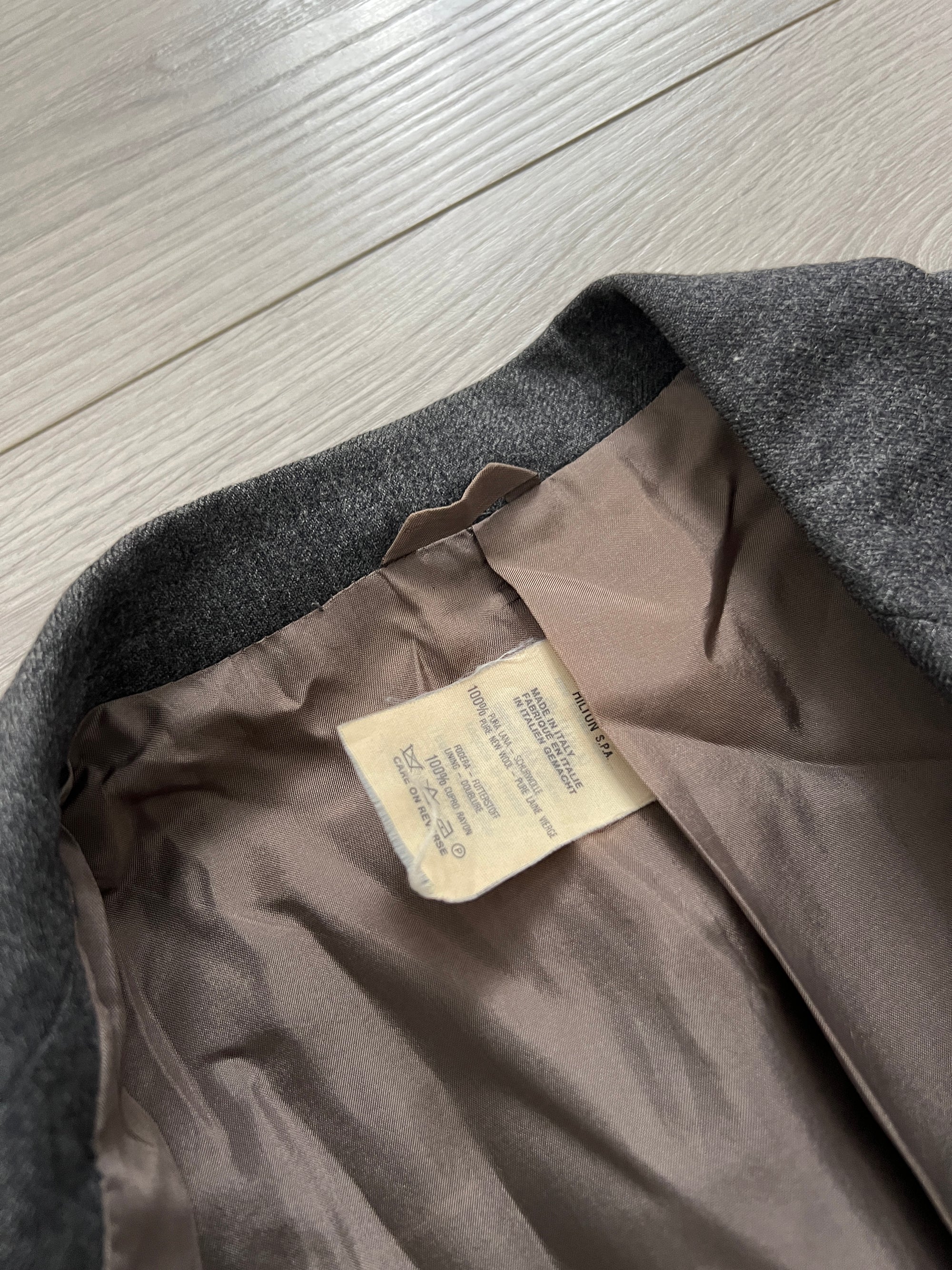 Giorgio Armani 1990s Double-Breasted Pleated Relaxed Wool Suit - Size S Jacket / 30" Waist