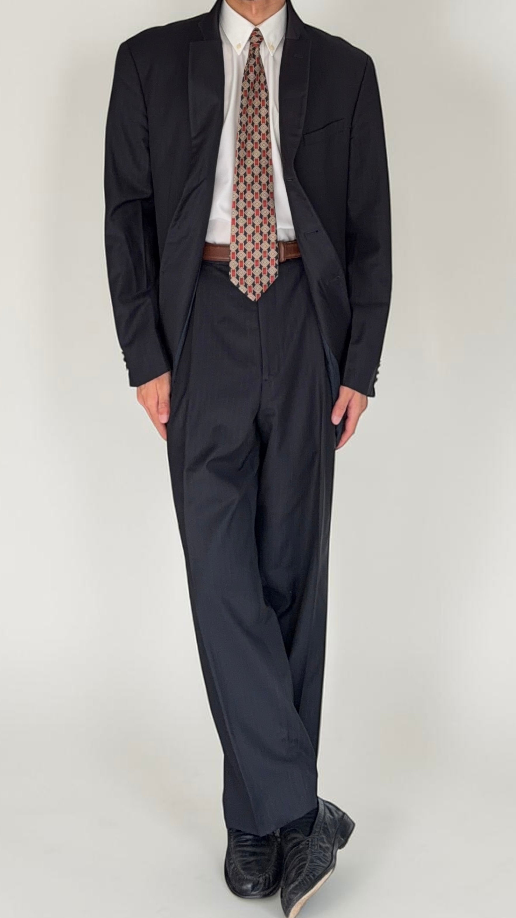 Armani 1990s 3B Pleated Wool Suit Navy - Size XL Jacket / 34" Waist