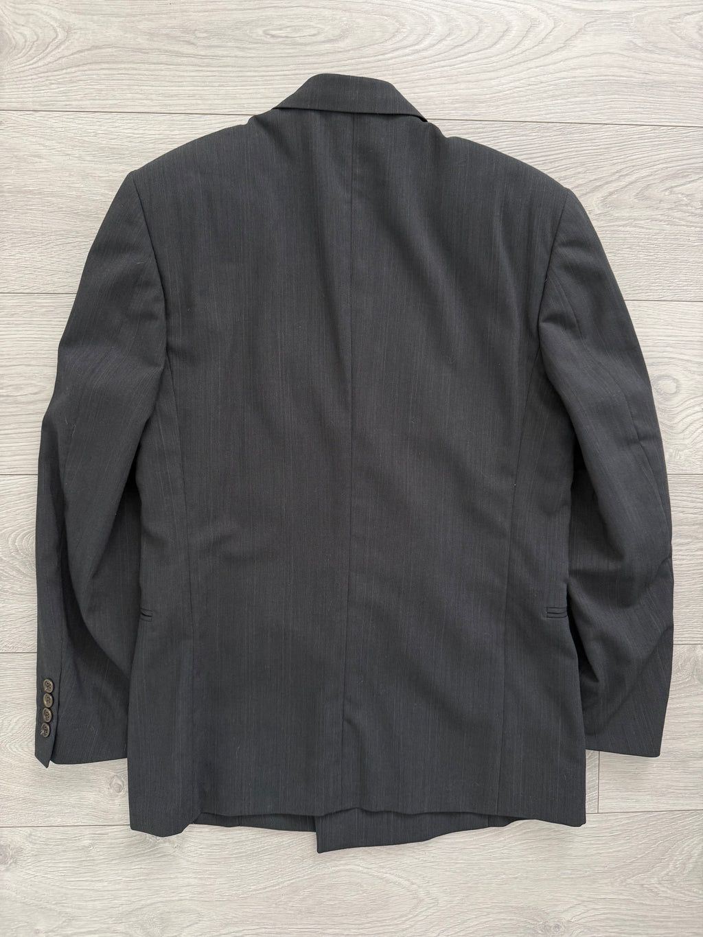 Gianfranco Ferre 1980s Peaked Lapel Double Breasted Pleated Wool Lightweight Suit Grey - Size S Jacket / 29" Waist