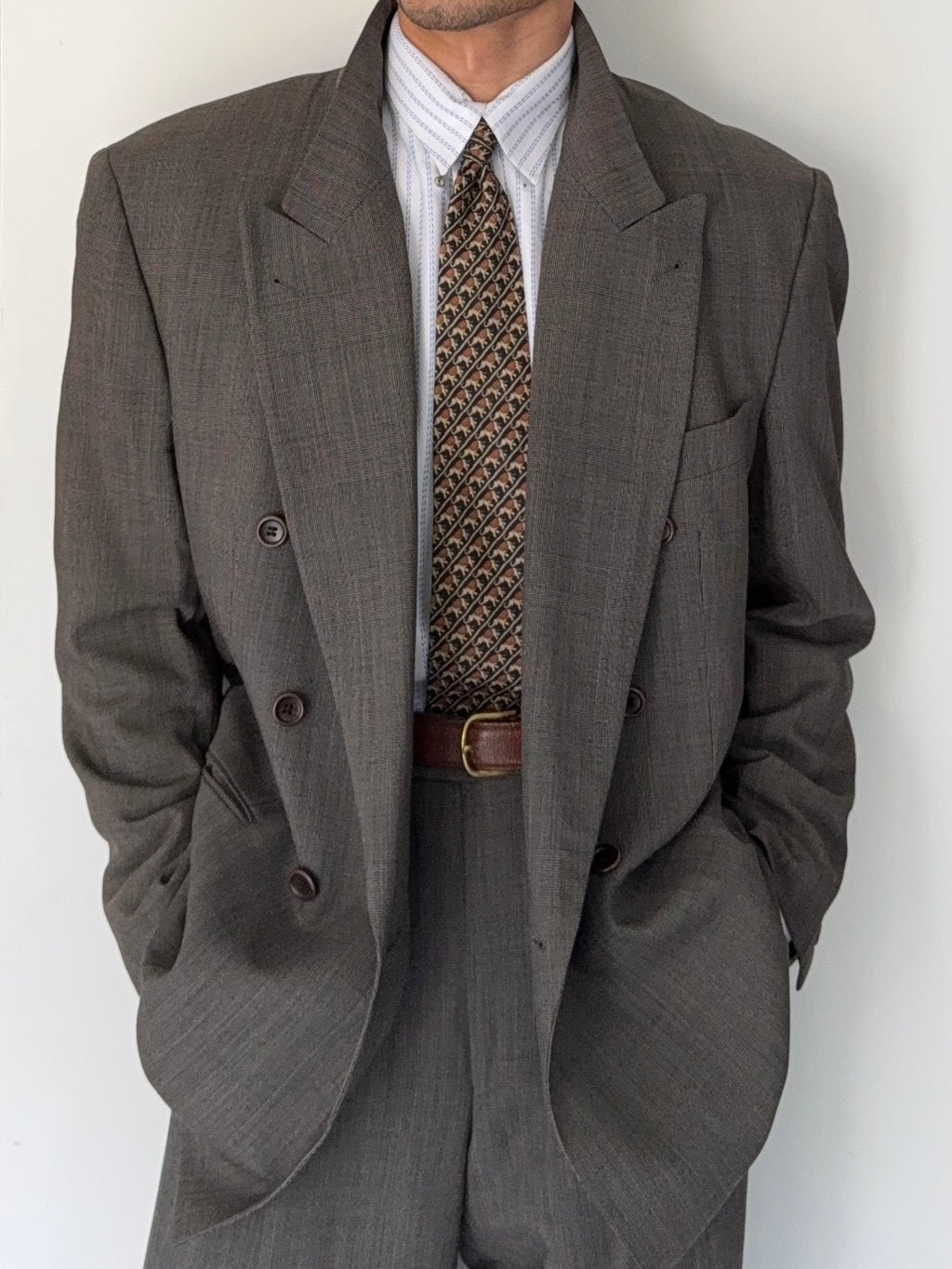 Hugo Boss 1980s 'Zeus' Peaked Lapel Double Breasted Pleated Wool Check Suit Greige - Size XL Jacket / 34" Waist