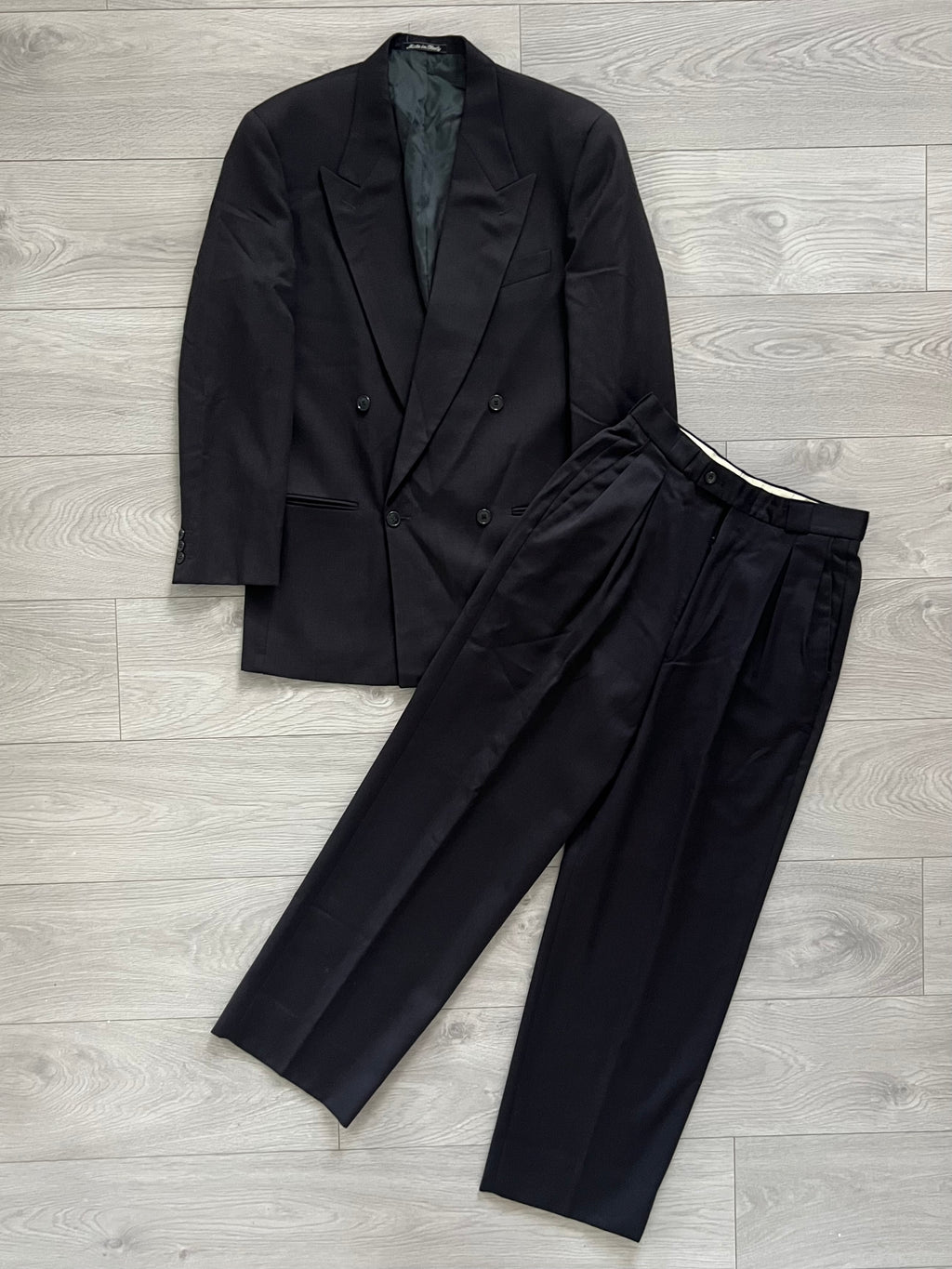 Emporio Armani 1990s Double-Breasted Pleated Relaxed Suit - Size M Jacket / 30" Waist