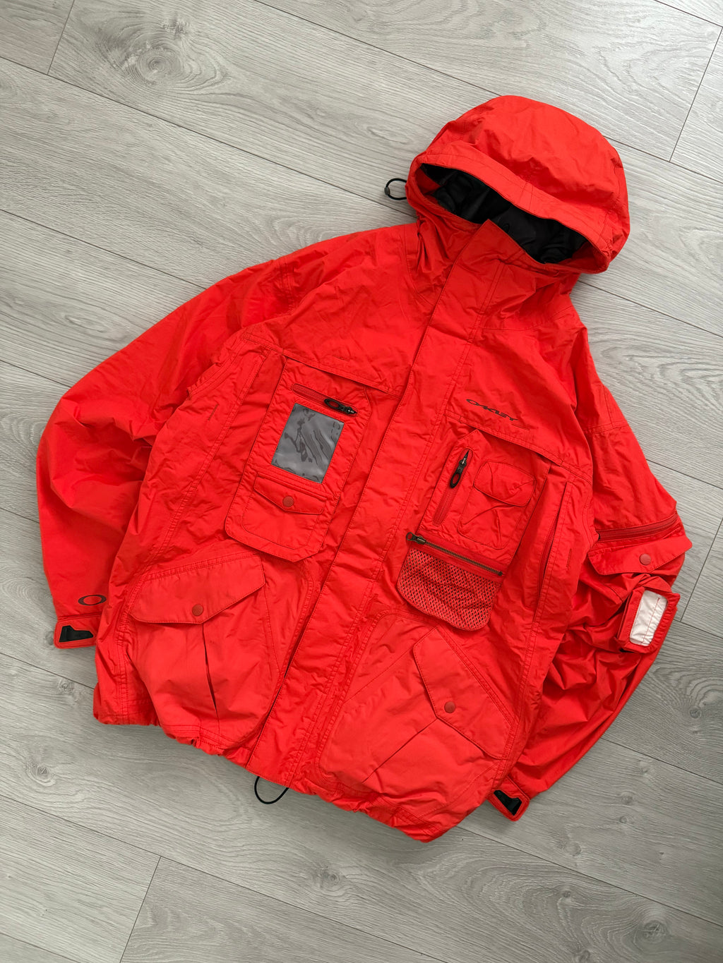 Oakley Road Fuel FW2006 Magnetic Pocket Vent Waterproof Jacket - Size L