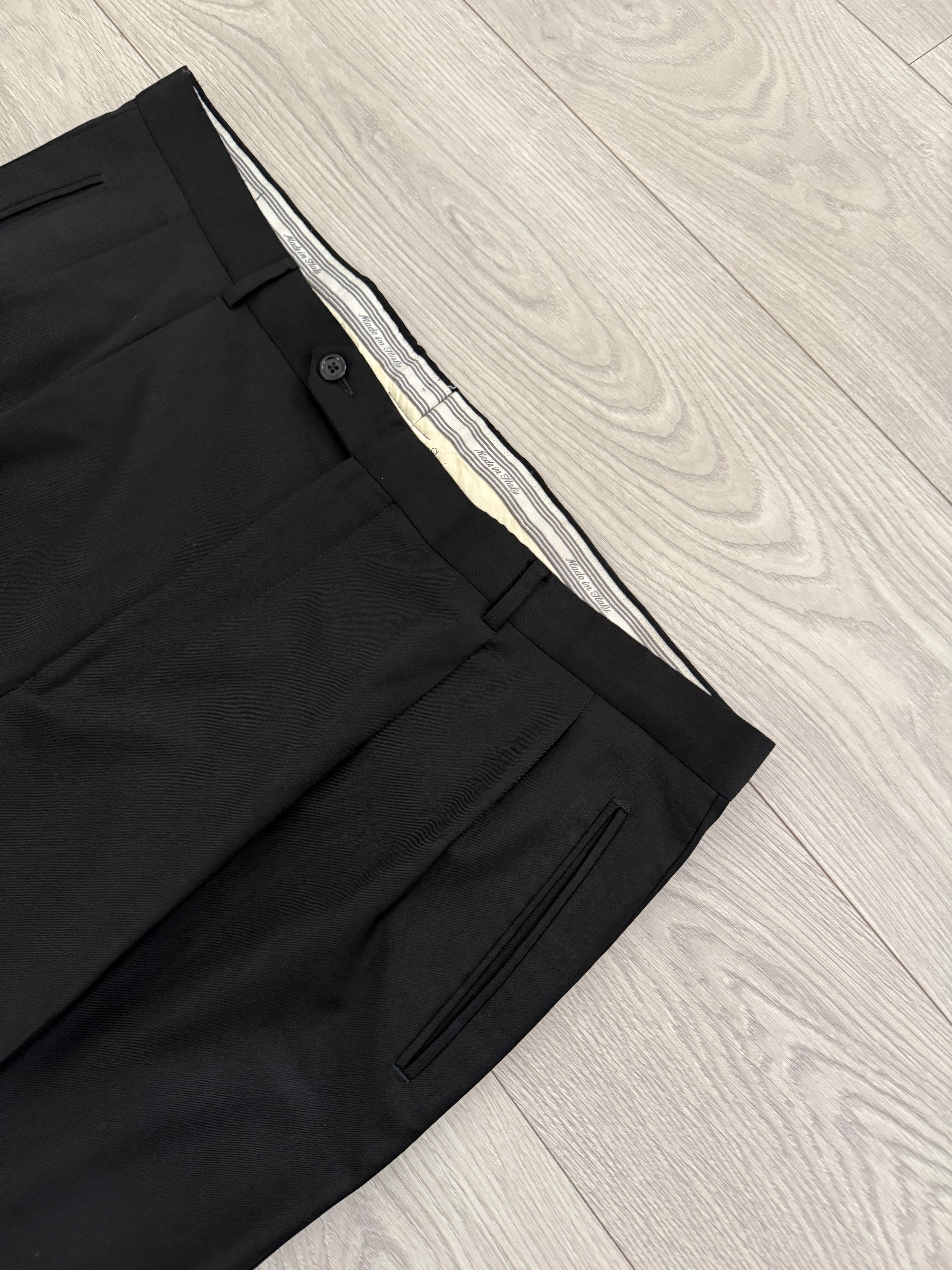 Giorgio Armani 1980s Peaked Lapel Double Breasted Pleated Black Suit - Size XXL Jacket / 44" Waist