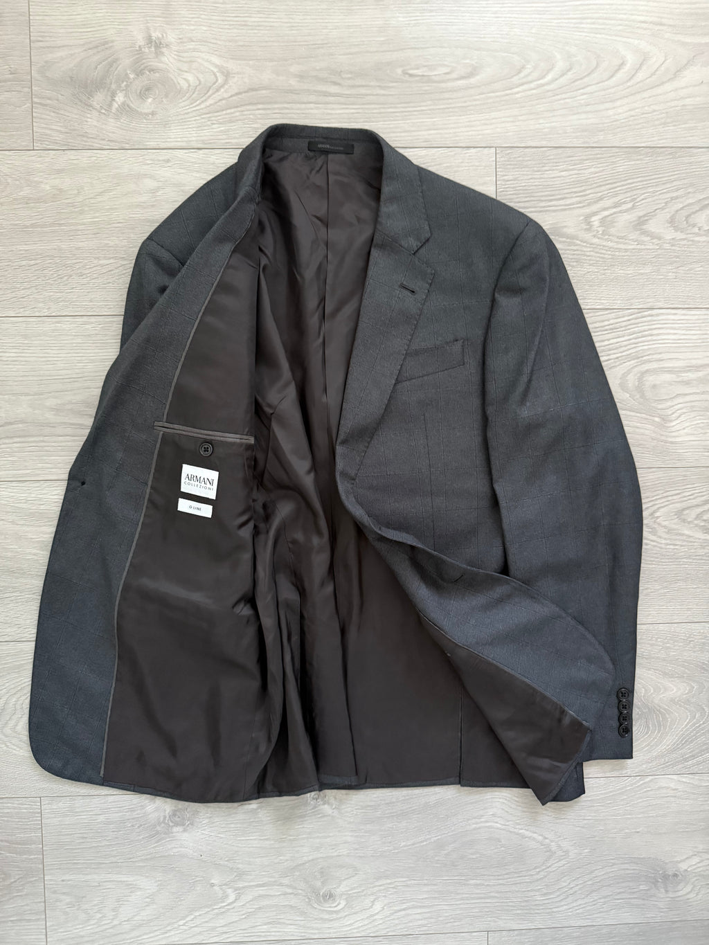 Armani 2016 Windowpane Check Wool Suit - L Jacket / 38" Waist