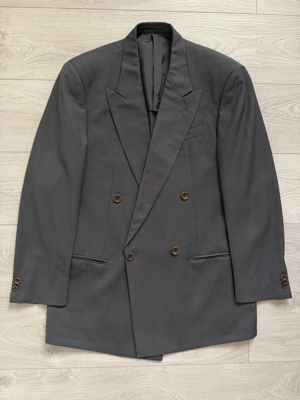 Armani 1990s Peaked Lapel Double Breasted Pleated Wool Suit Grey - Size L Jacket / 34" Waist