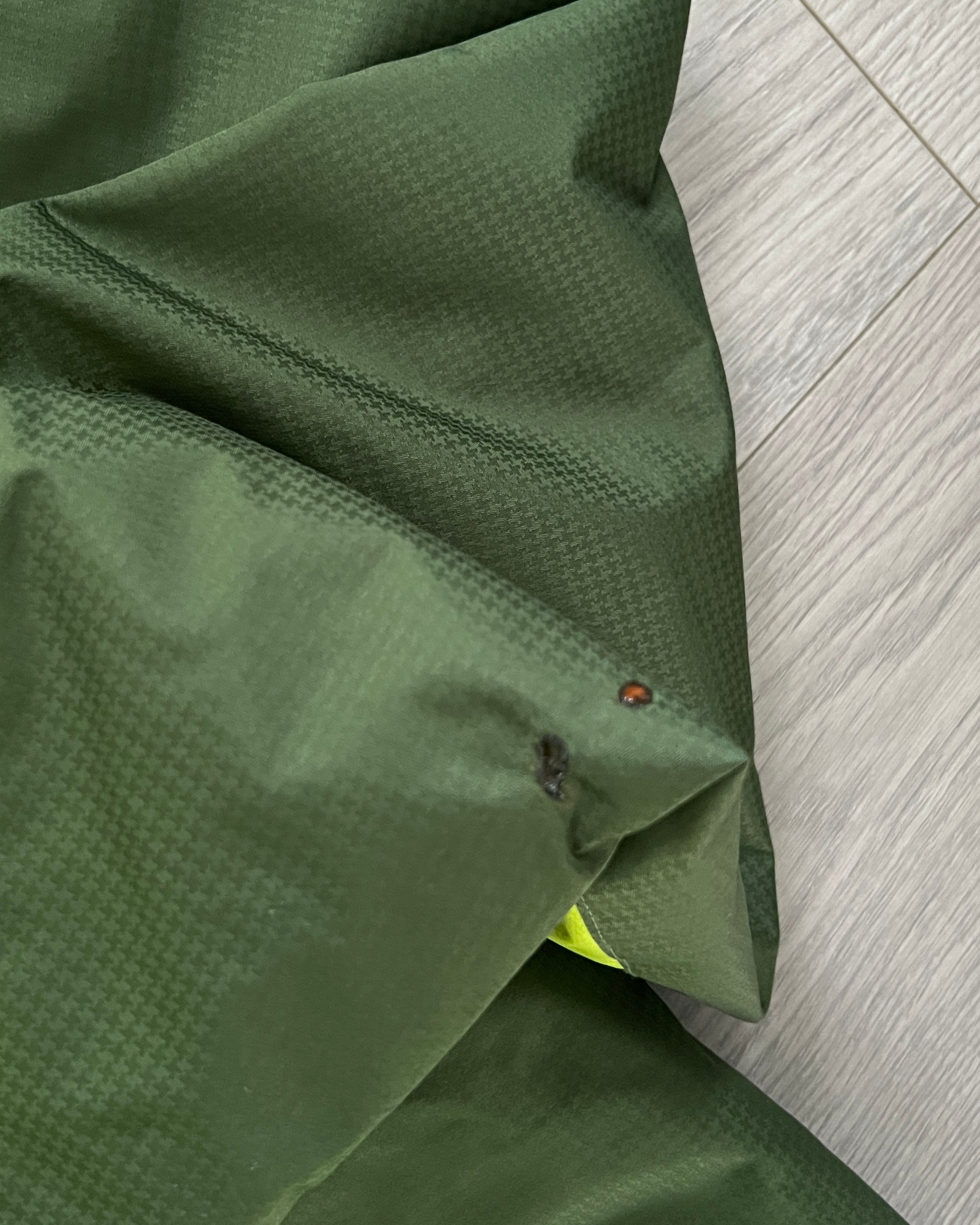 Oakley FW2010 Fleece Mapped Thinsulate Waterproof Tech Jacket - Size L