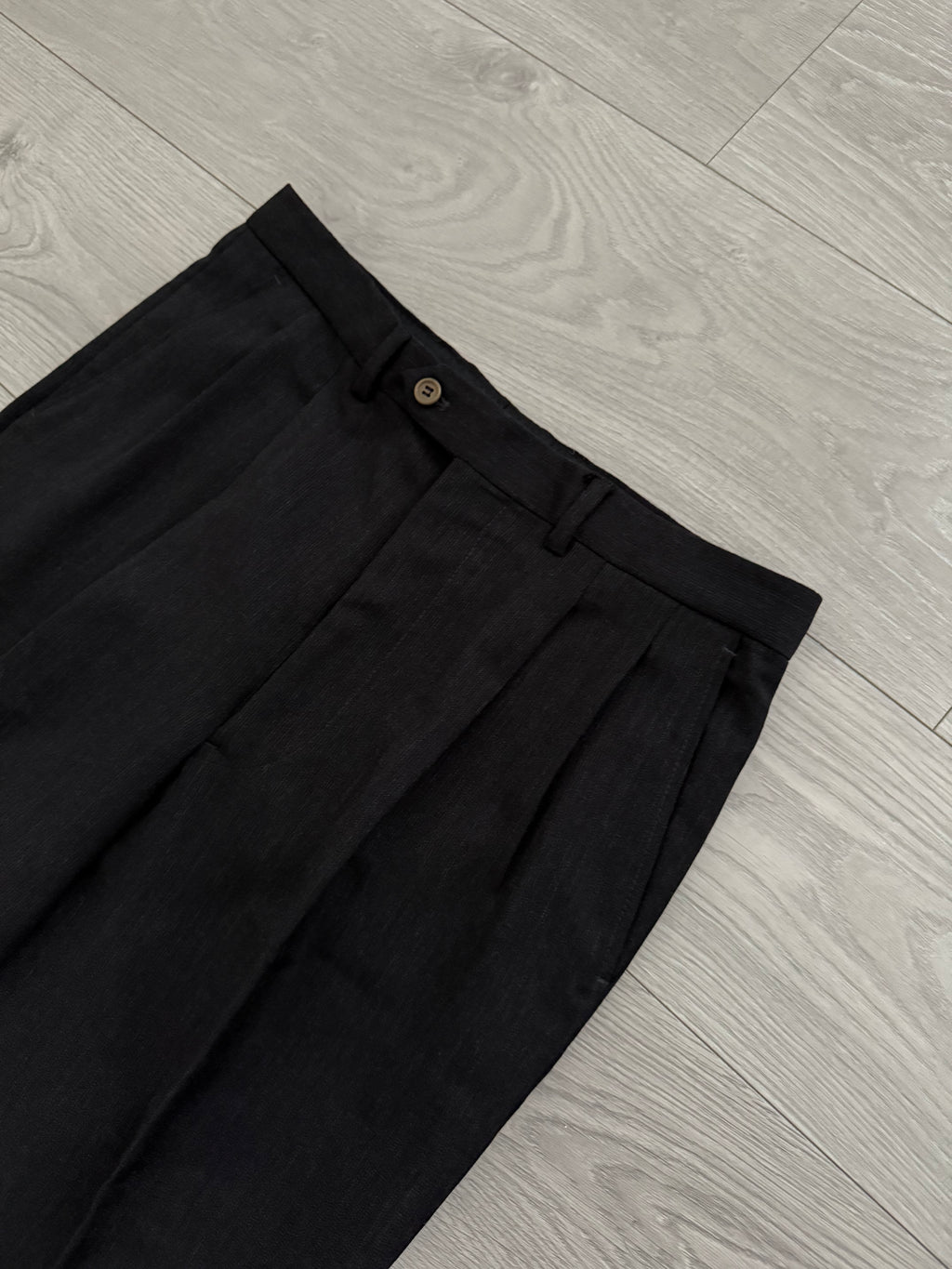 Giorgio Armani 1980s Double Breasted Pleated Wool Suit Espresso Charcoal New - Size L Jacket / 32" Waist