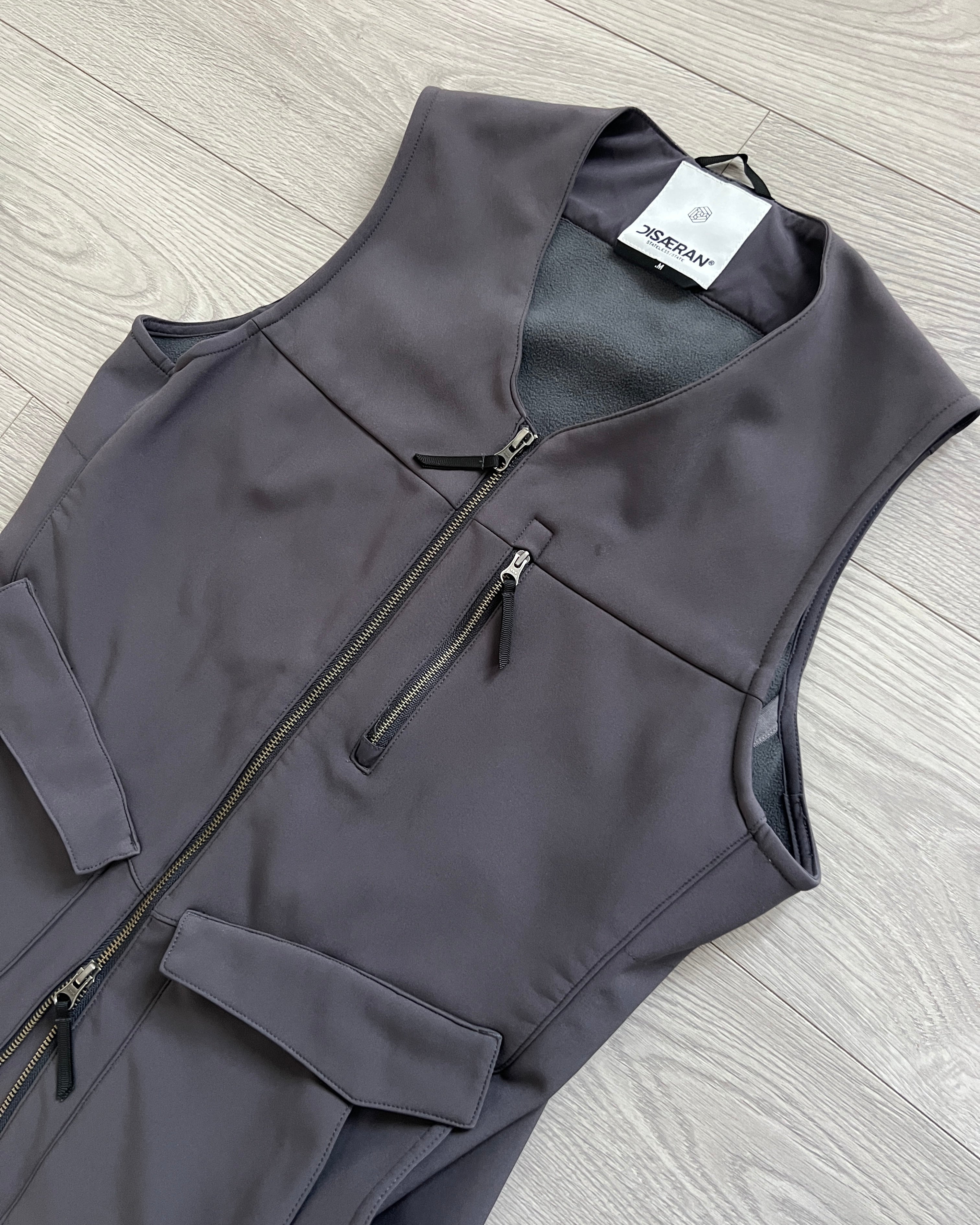 Disaeran by Acronym United Arrows Tactical Tech Darted Vest - Size M