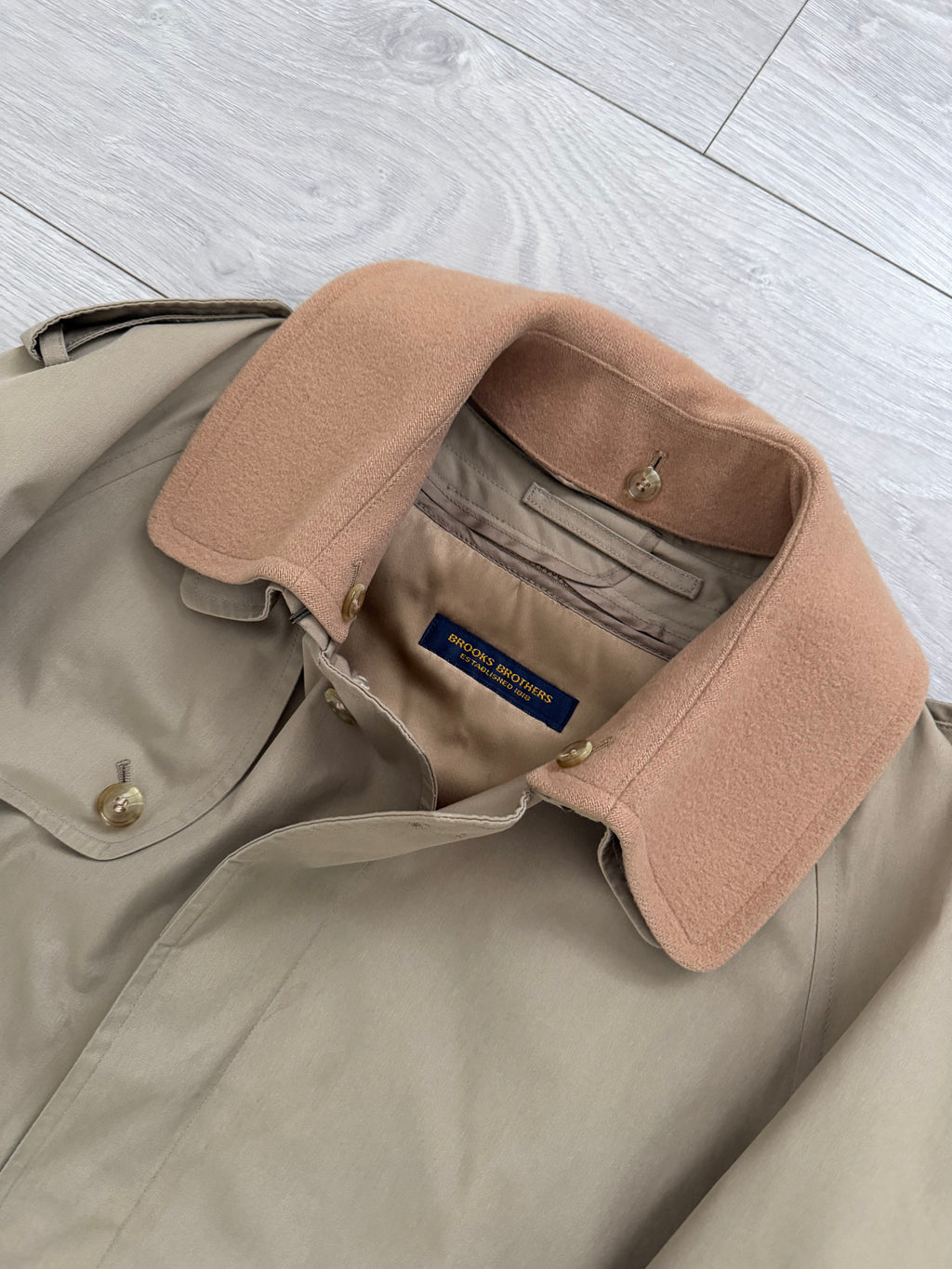 Brooks Brothers Vintage Water Repellent Trench Coat W/ Removable Wool Liner - Size M
