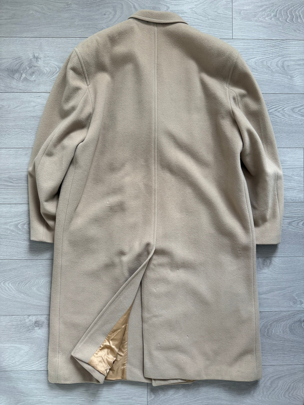 Hugo Boss 1980s 'De Tomaso' Wool Overcoat Cream - Size XL