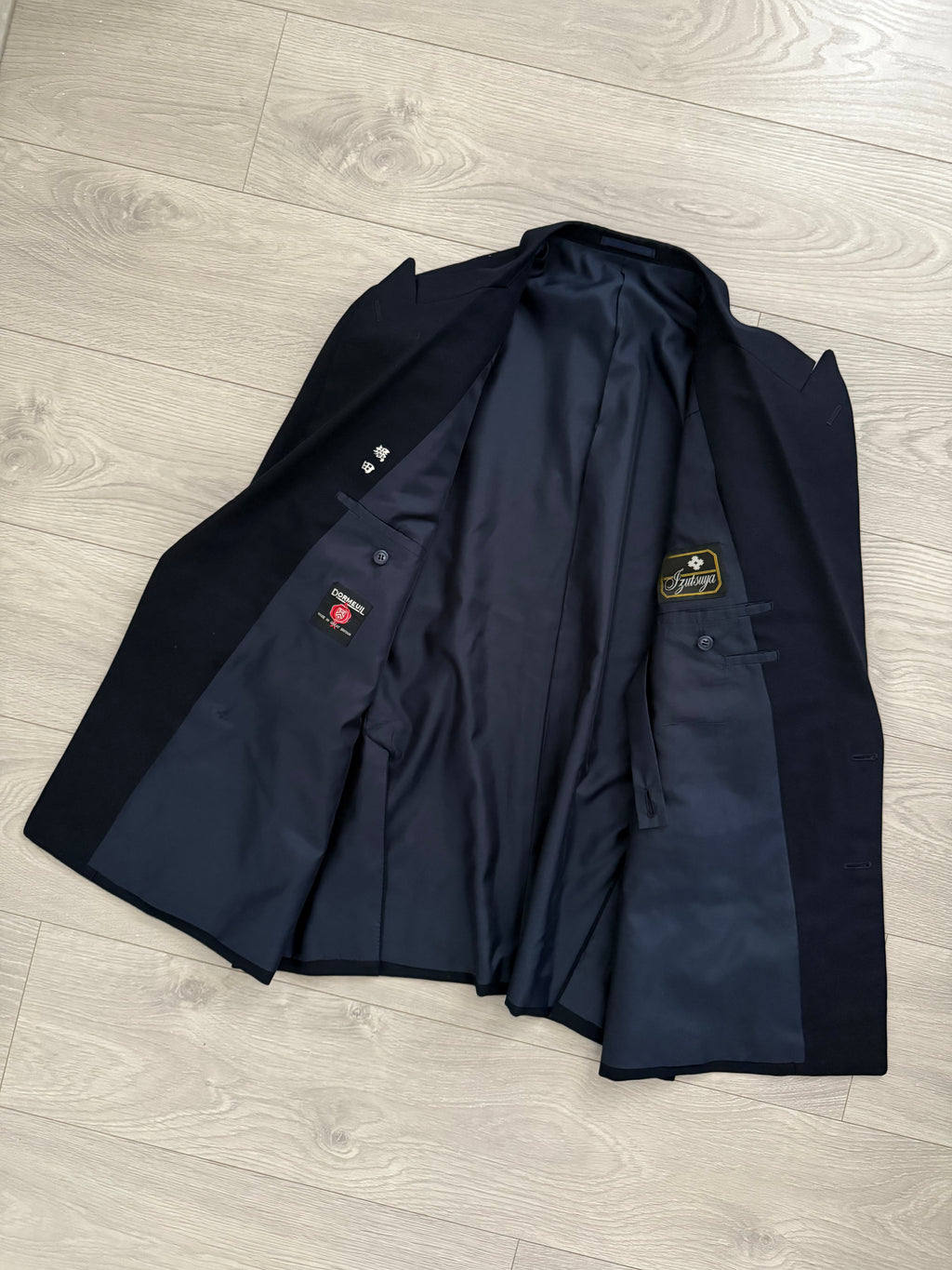 Doremuil Fabric Double Breasted Pleated Wool Suit - Size XL Jacket / 38" Waist