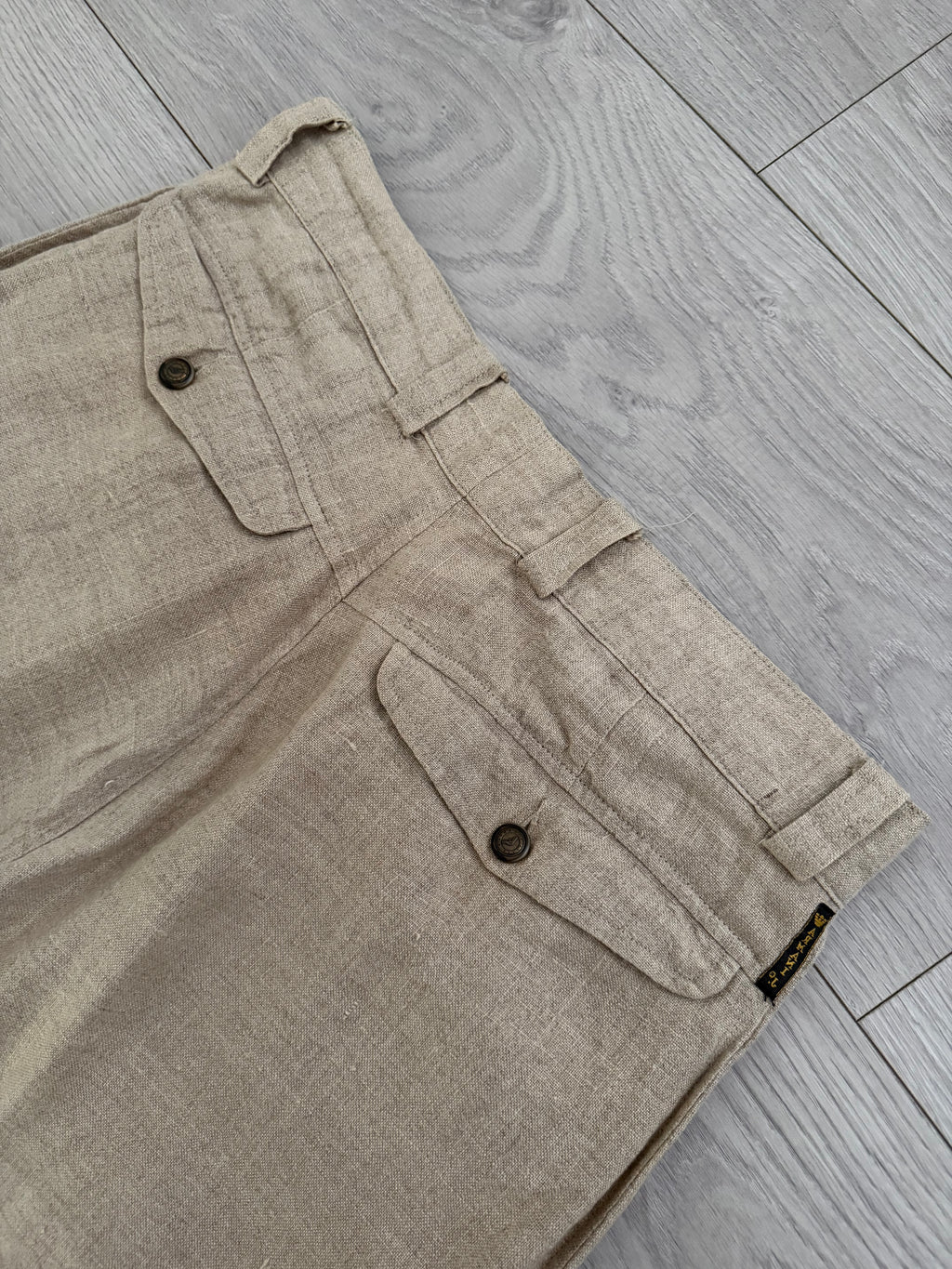 Armani 1990s Triple Pleat Beige Linen Pants - Size 34" Waist