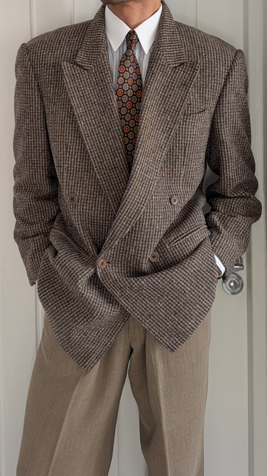 Valentino 1980s Peaked Lapel Double Breasted Textured Wool Sport Jacket Blazer - Size M