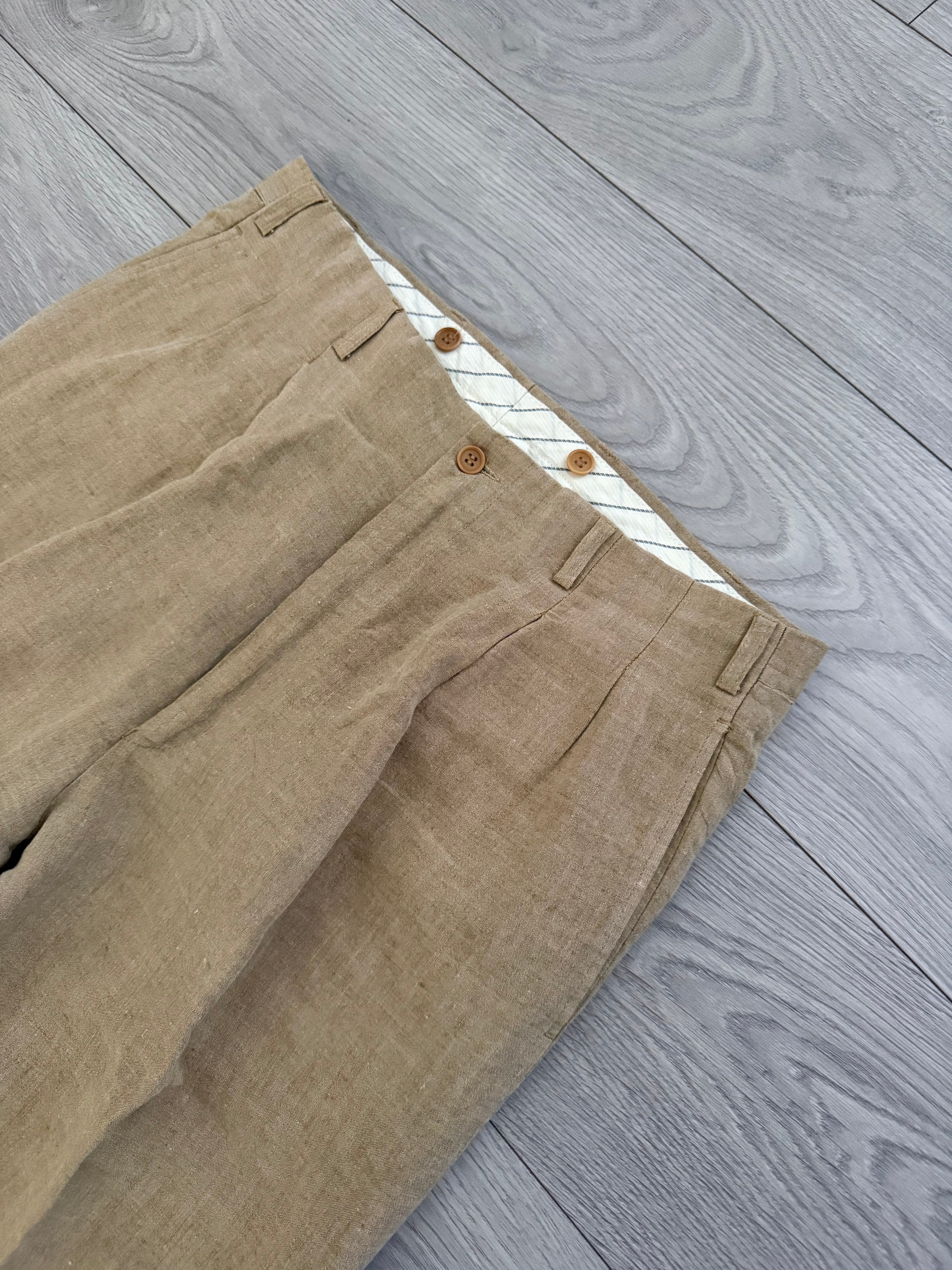 Emporio Armani 1990s Linen High Waisted Pleated Beige Pants - Size 33" Waist