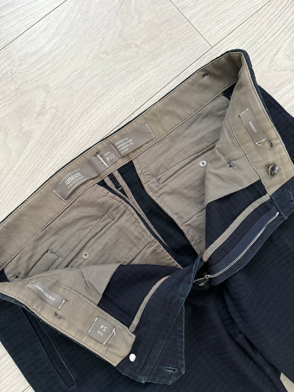 Armani 2000s Cargo Pocket Textured Navy Pants - Size 38" Waist