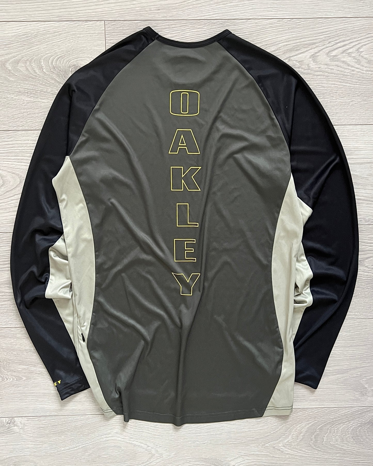 Oakley Icon Logo Panelled Tech Jersey - Size M