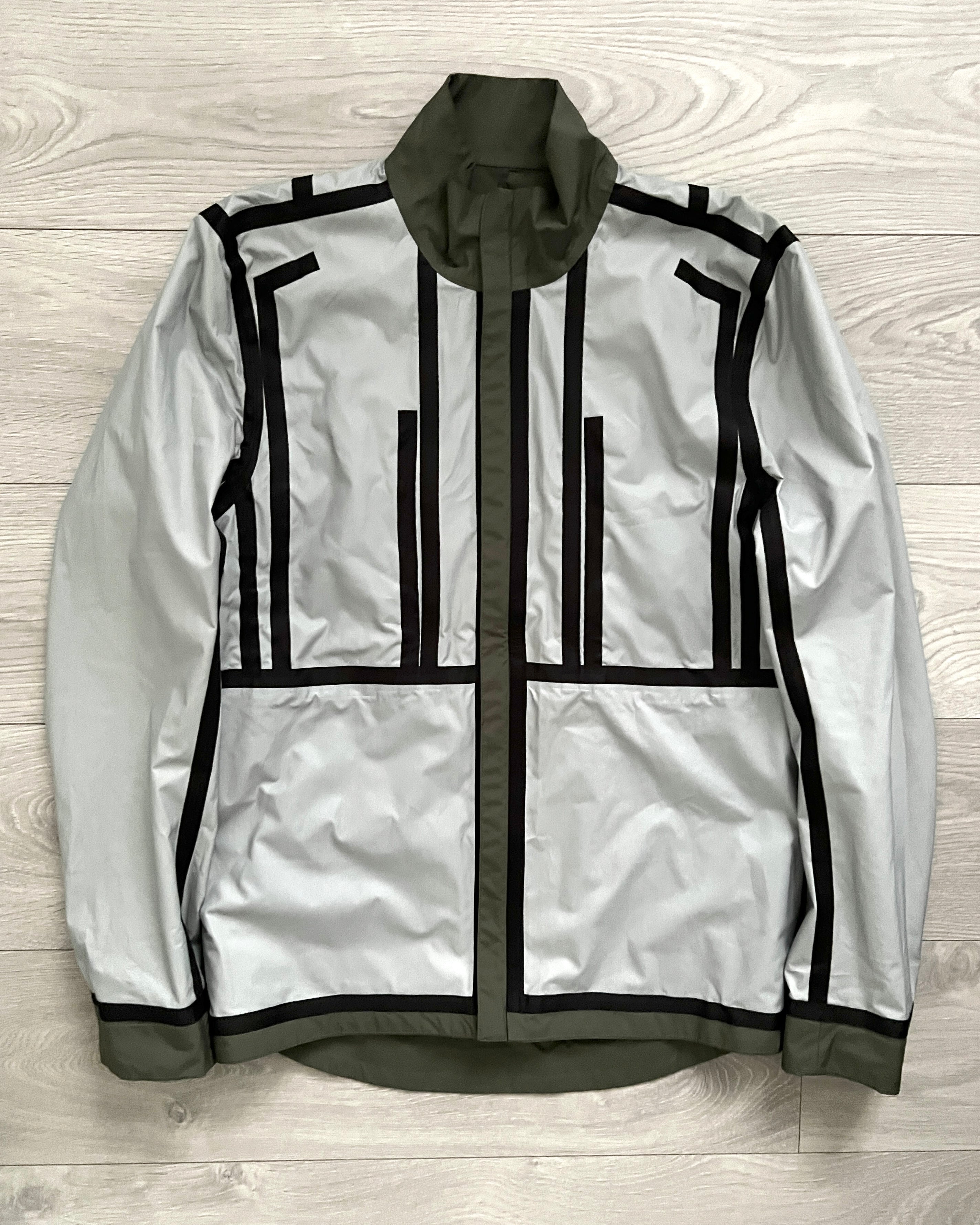 Oakley 2017 Magnetic Latch Stealth Jacket - Size S