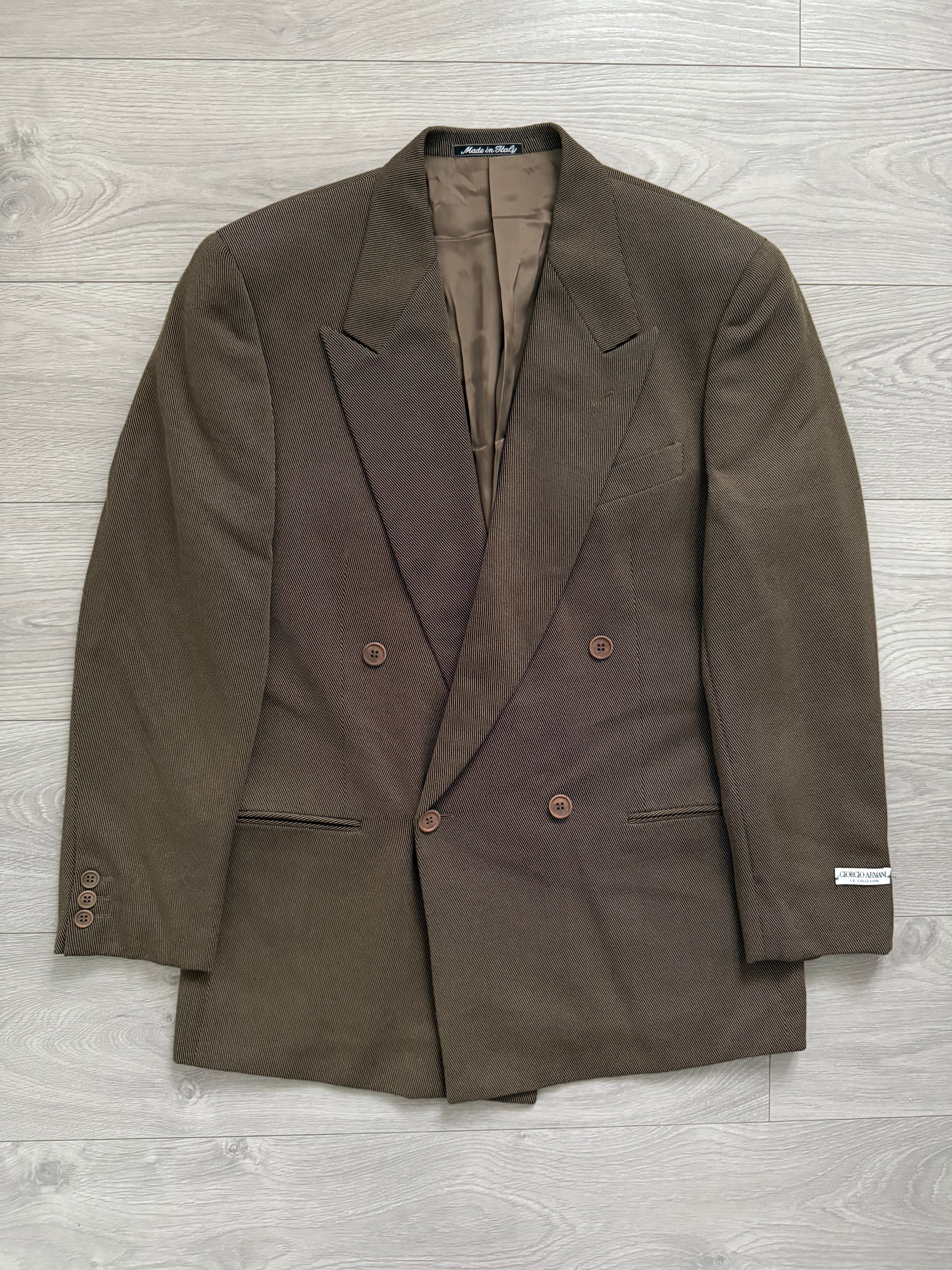 Giorgio Armani 1980s Double Breasted Pleated Wool Suit Taupe Brown New - Size L Jacket / 32" Waist