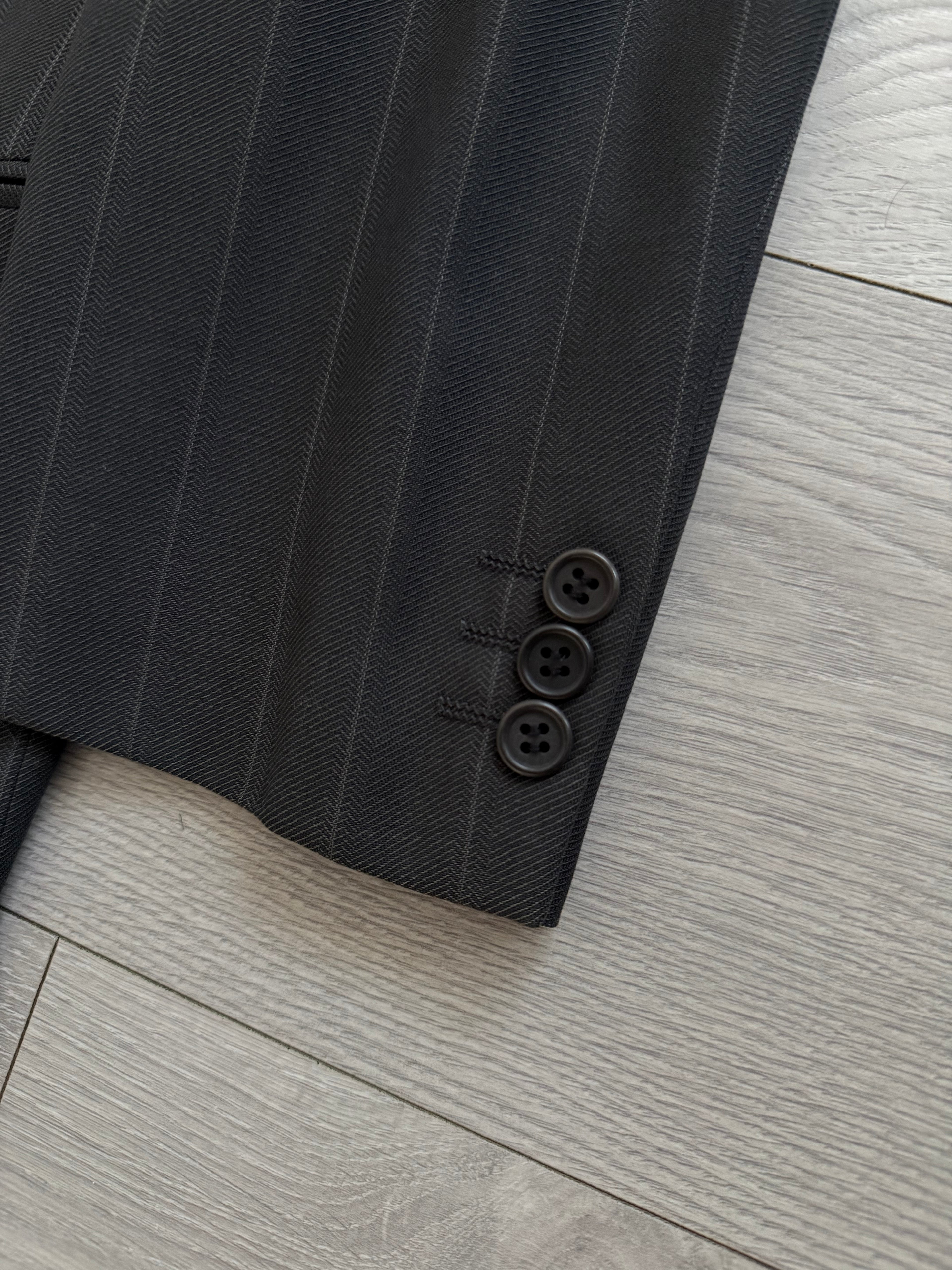 Giorgio Armani 1980s Peaked Lapel Double Breasted Striped Wool Pleated Suit - Size L Jacket / 34" Waist