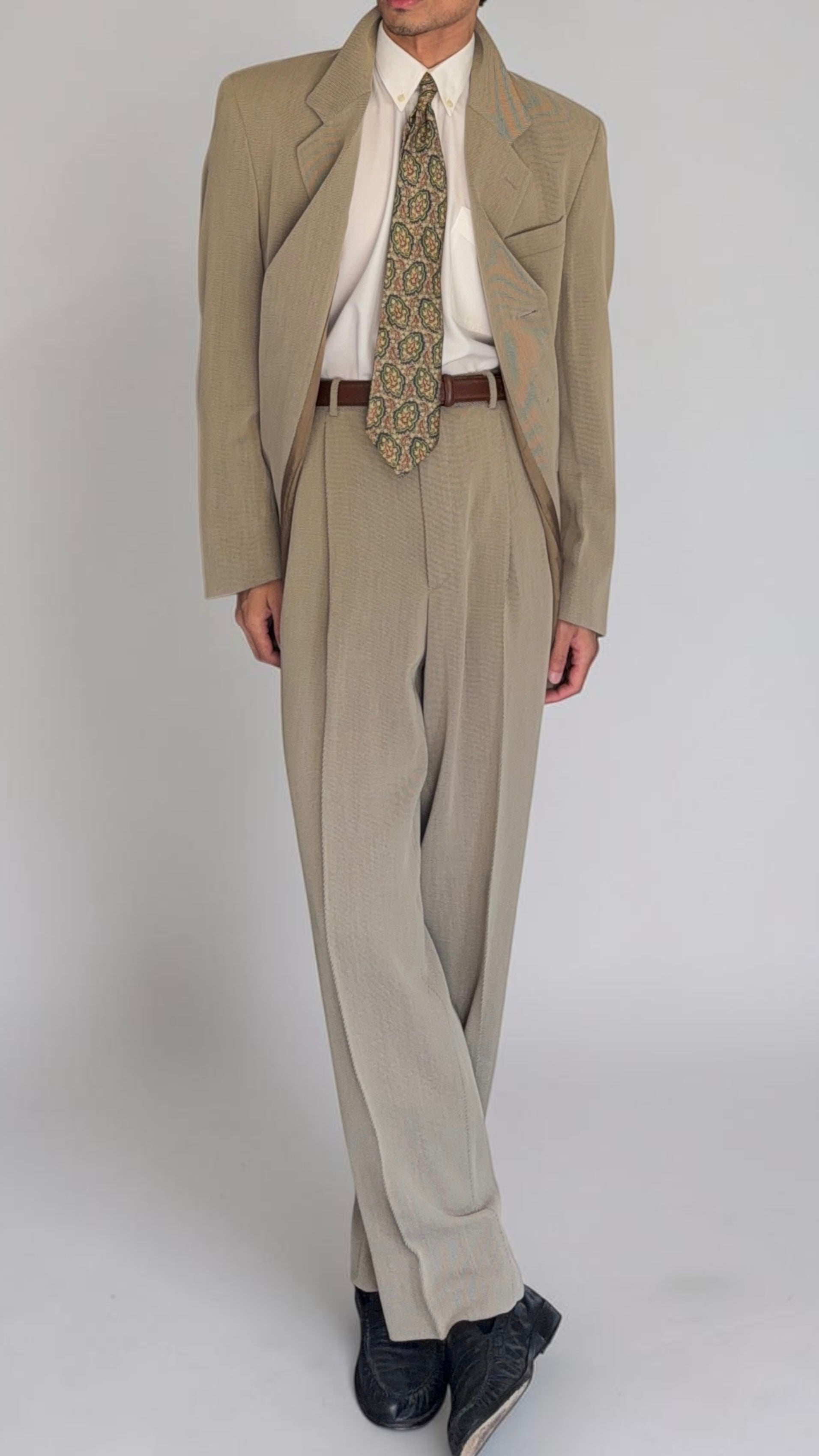 Emporio Armani 1990s Crepe Twill Weave 3B Double-Pleated Suit Sand Beige - Size M Jacket / 32" Waist
