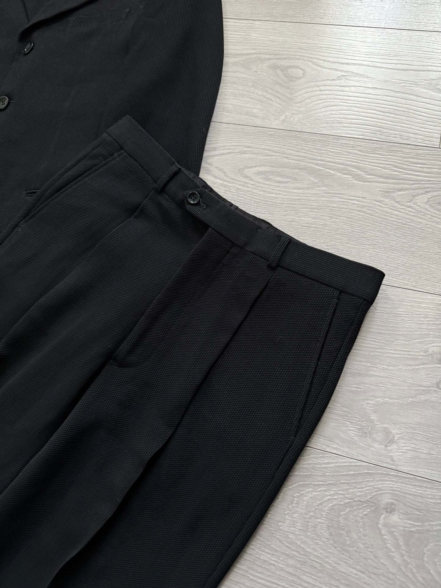 Armani 1990s Pleated 3B Textured Suit - Size M Jacket / 32" Waist