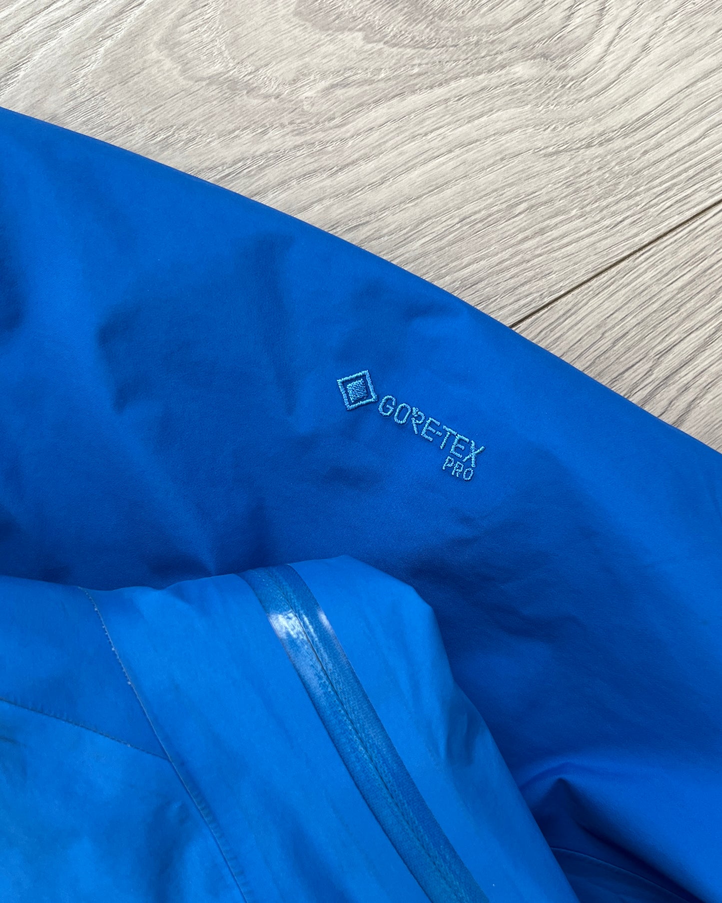 Arcteryx Alpha AR Gore-Tex Pro Shell Jacket - Size L