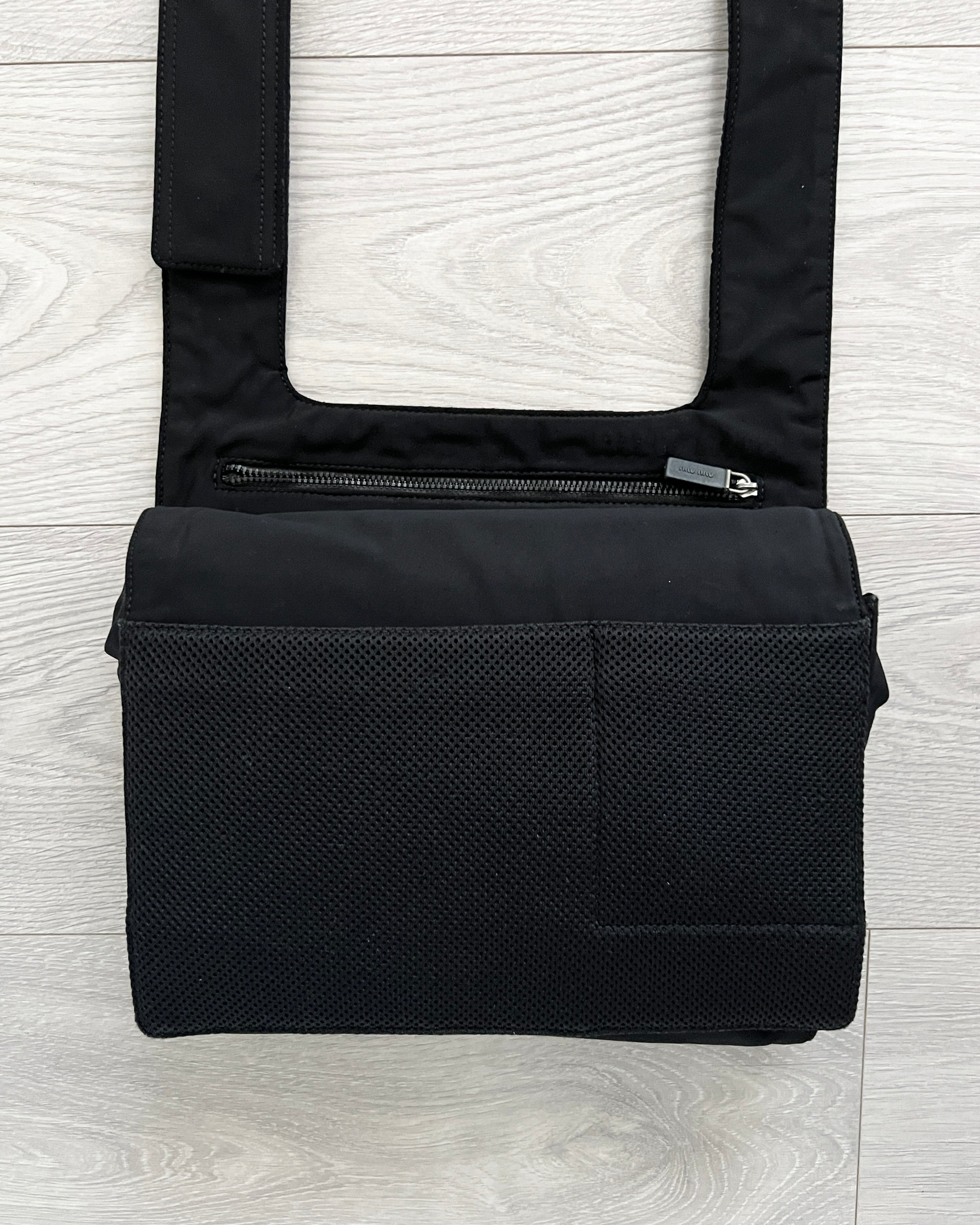 Miu Miu SS99 Green Holster Cargo Body Bag - Ākaibu Store