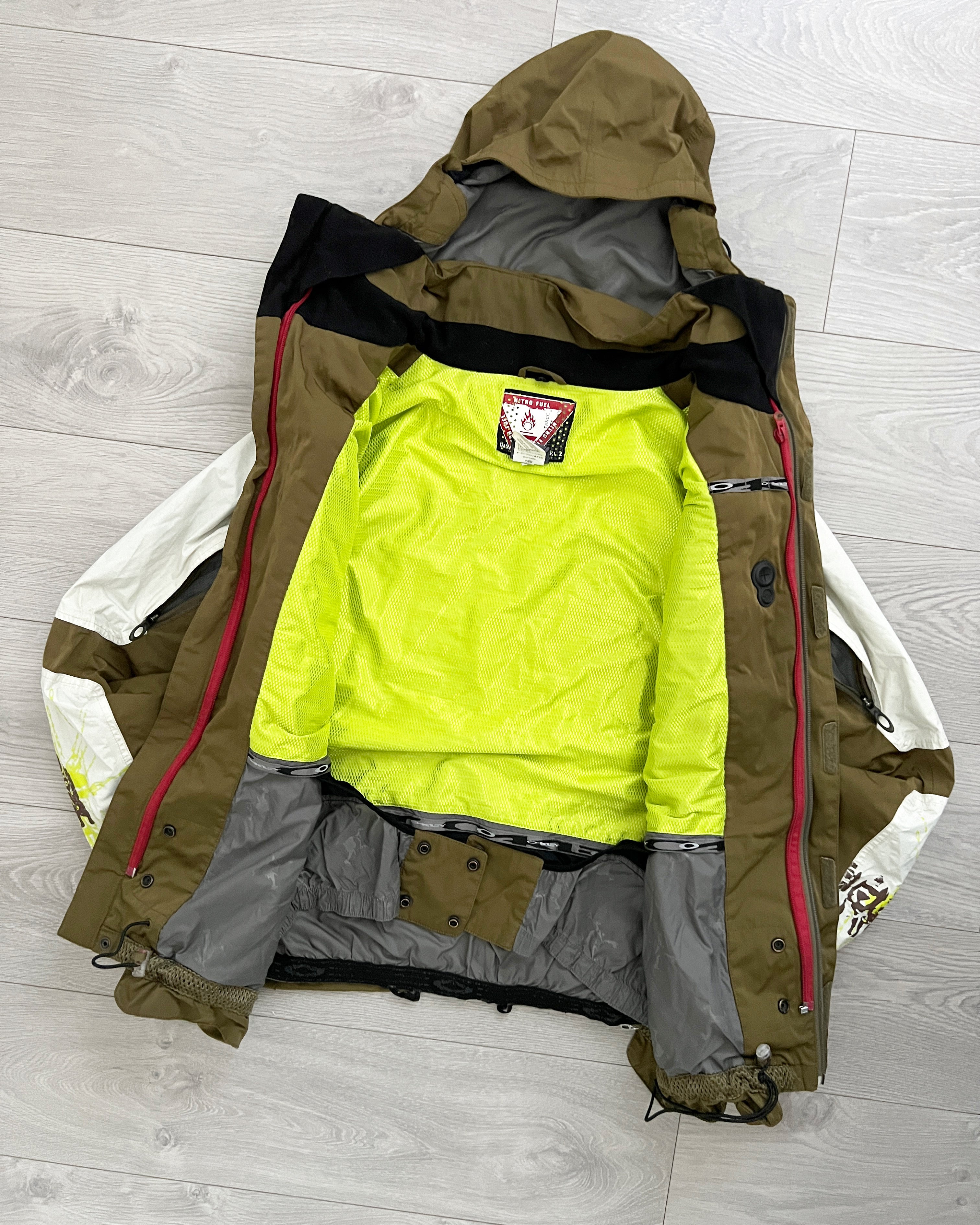 Oakley Nitro Fuel AW2005 Magnetic Concealed Pocket Tech Oakley Nitro Fuel AW2005 Magnetic Concealed Pocket Tech
