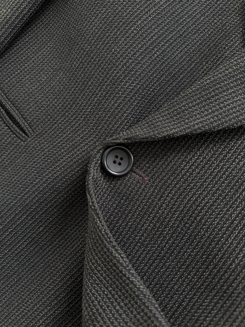 Vintage 1980s Peaked Lapel Double Breasted Pleated Wool Textured Grey Suit - Size XL Jacket / 36" Waist