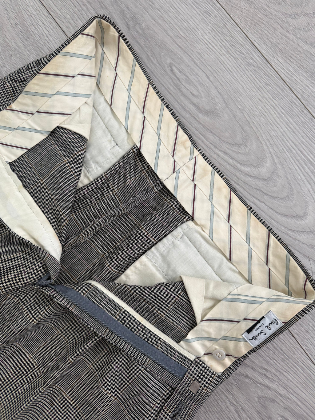 Paul Smith 1990s Peaked Lapel Double Breasted Wool Check Suit - Size M Jacket / 32" Waist