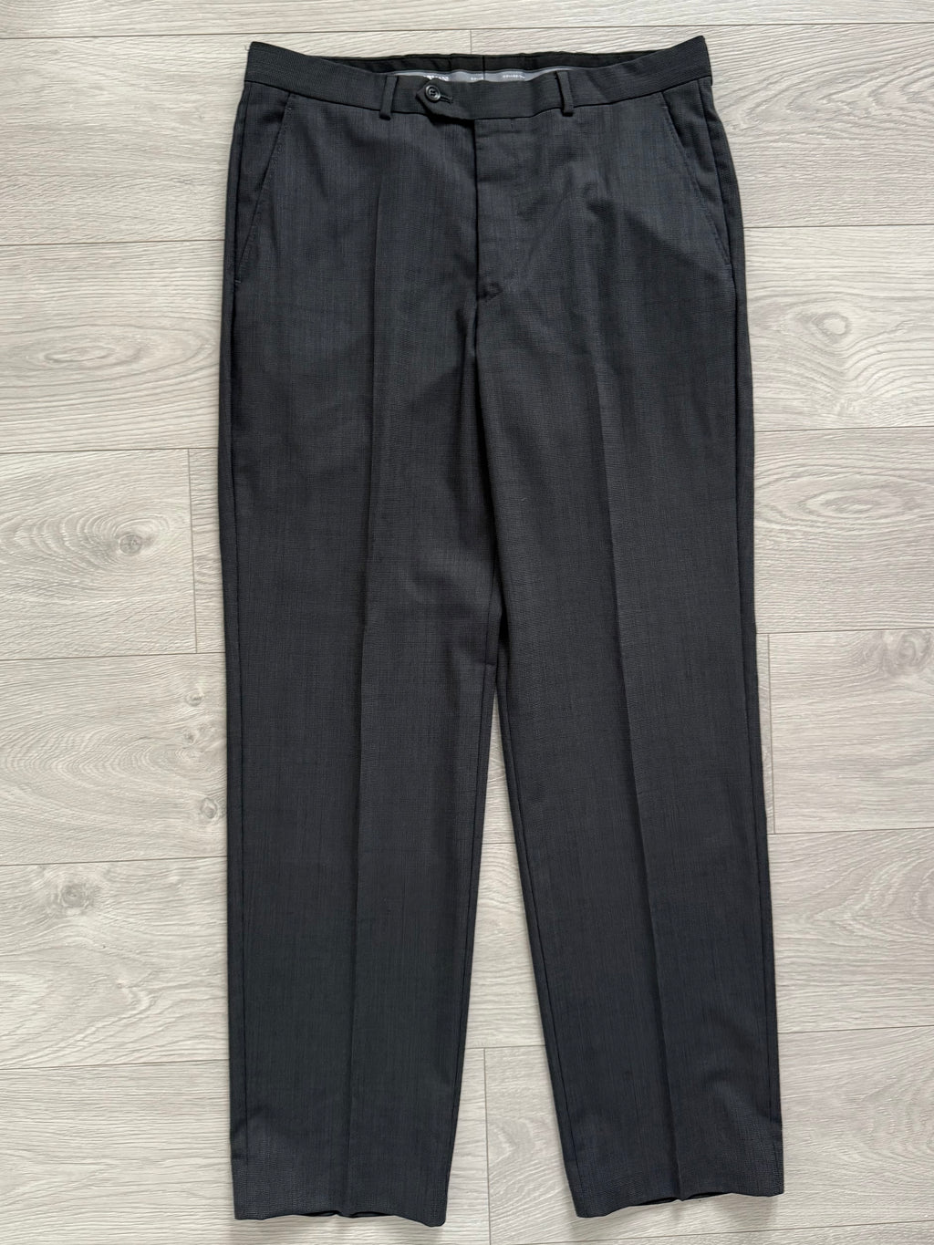 Armani 1990s 3B Charcoal Grey Pleated Wool Suit - Size L Jacket / 34" Waist