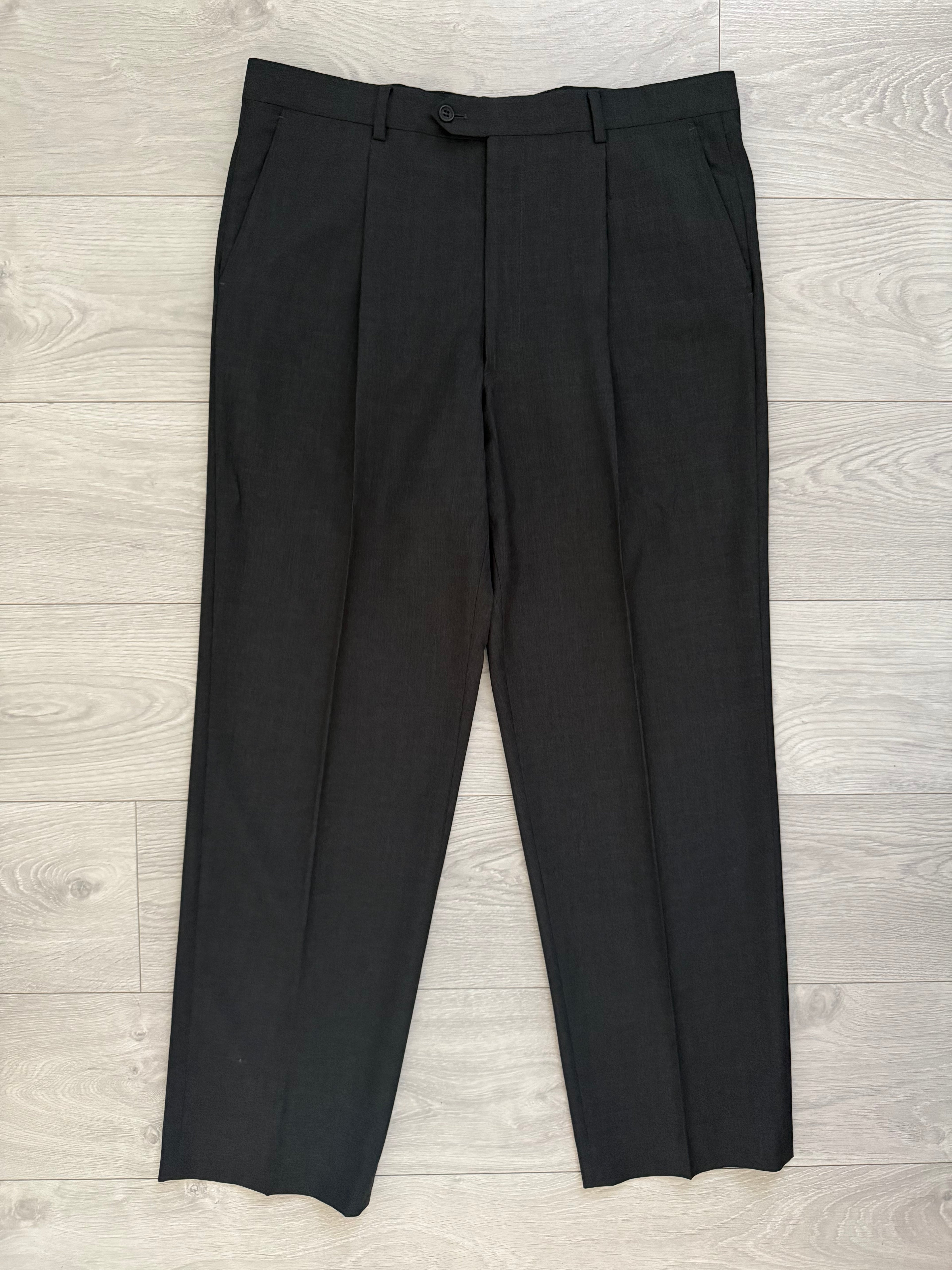 Giorgio Armani 1980s 3B Charcoal Grey Pleated Wool Suit - Size XL Jacket / 36" Waist